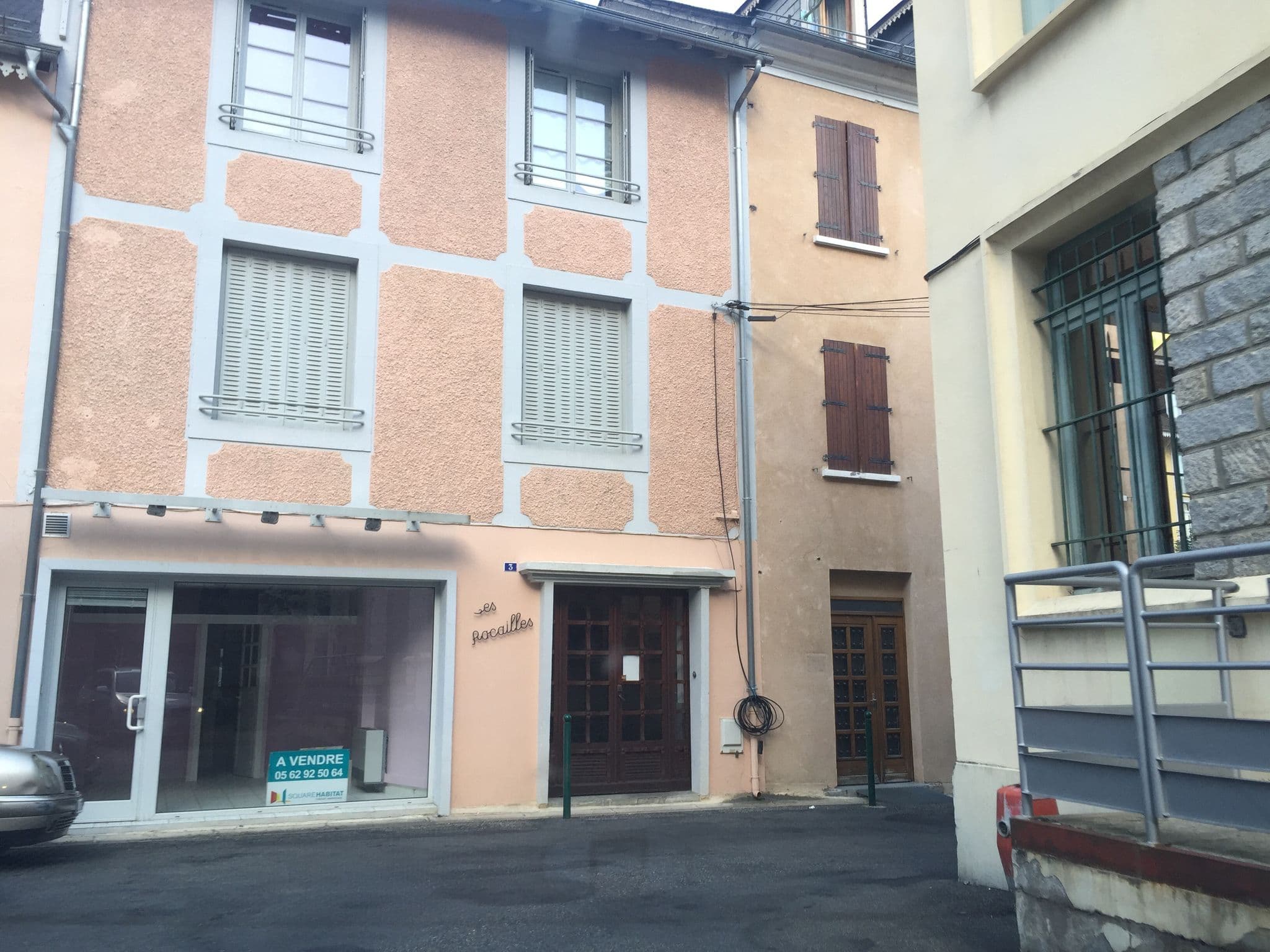 Street view near Les Rocailles, Cauterets — © pgiraud (CC BY-SA · Mapillary)