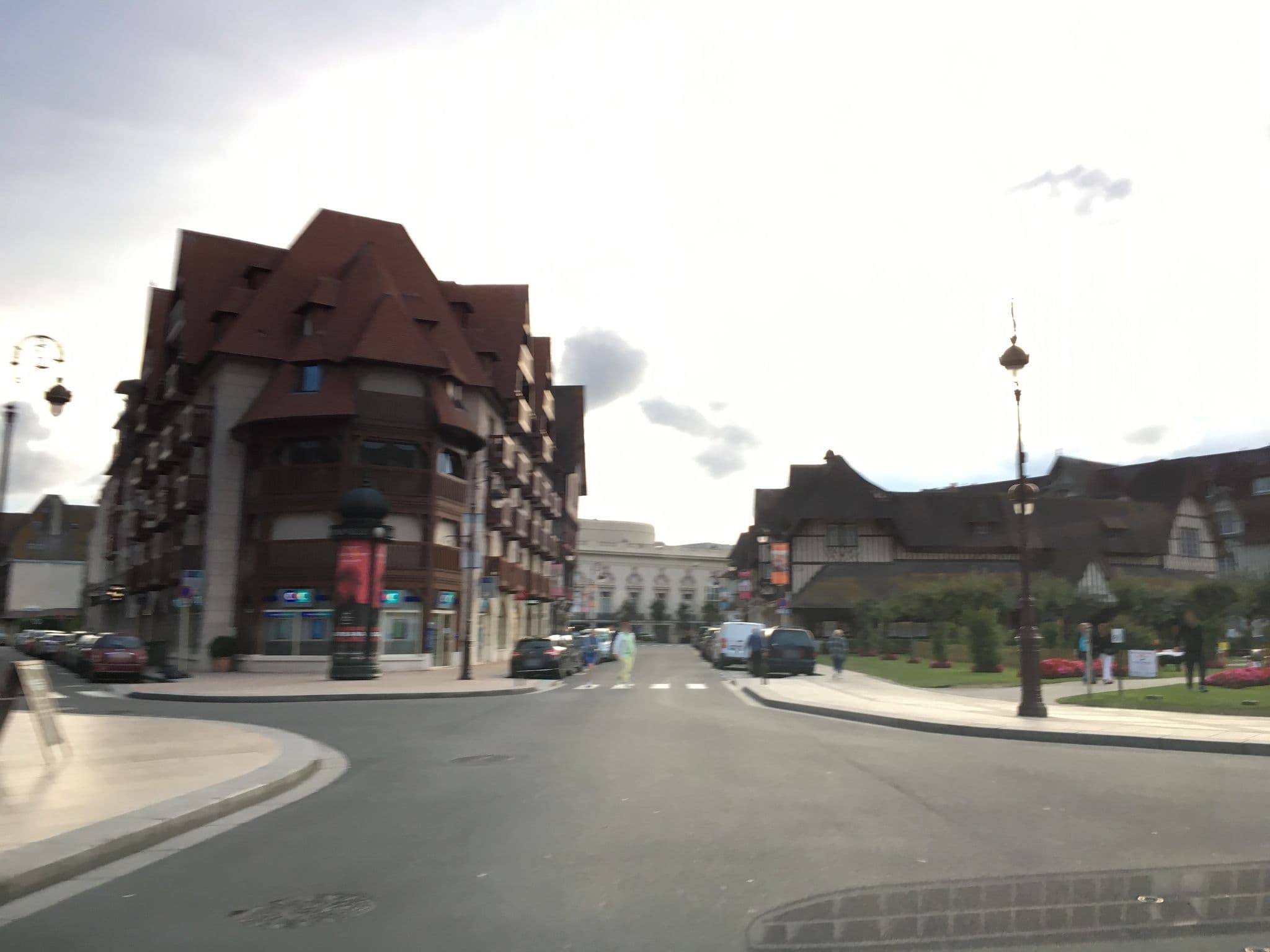Street view near Appartements à Deauville dans Triangle d'Or, Deauville — © cquest (CC BY-SA · Mapillary)