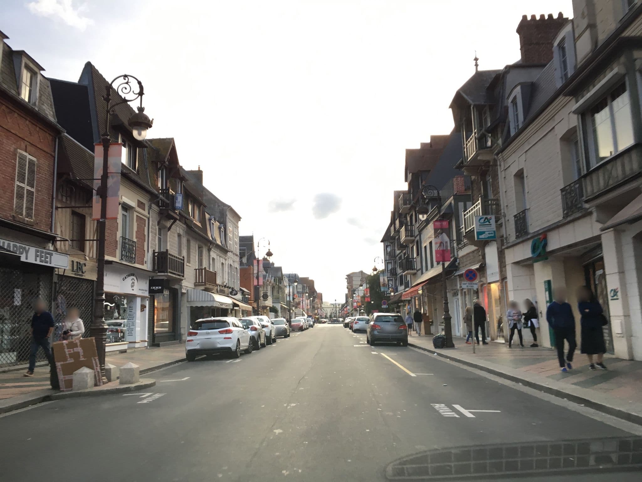 Street view near Le Petit Morny, Deauville — © cquest (CC BY-SA · Mapillary)
