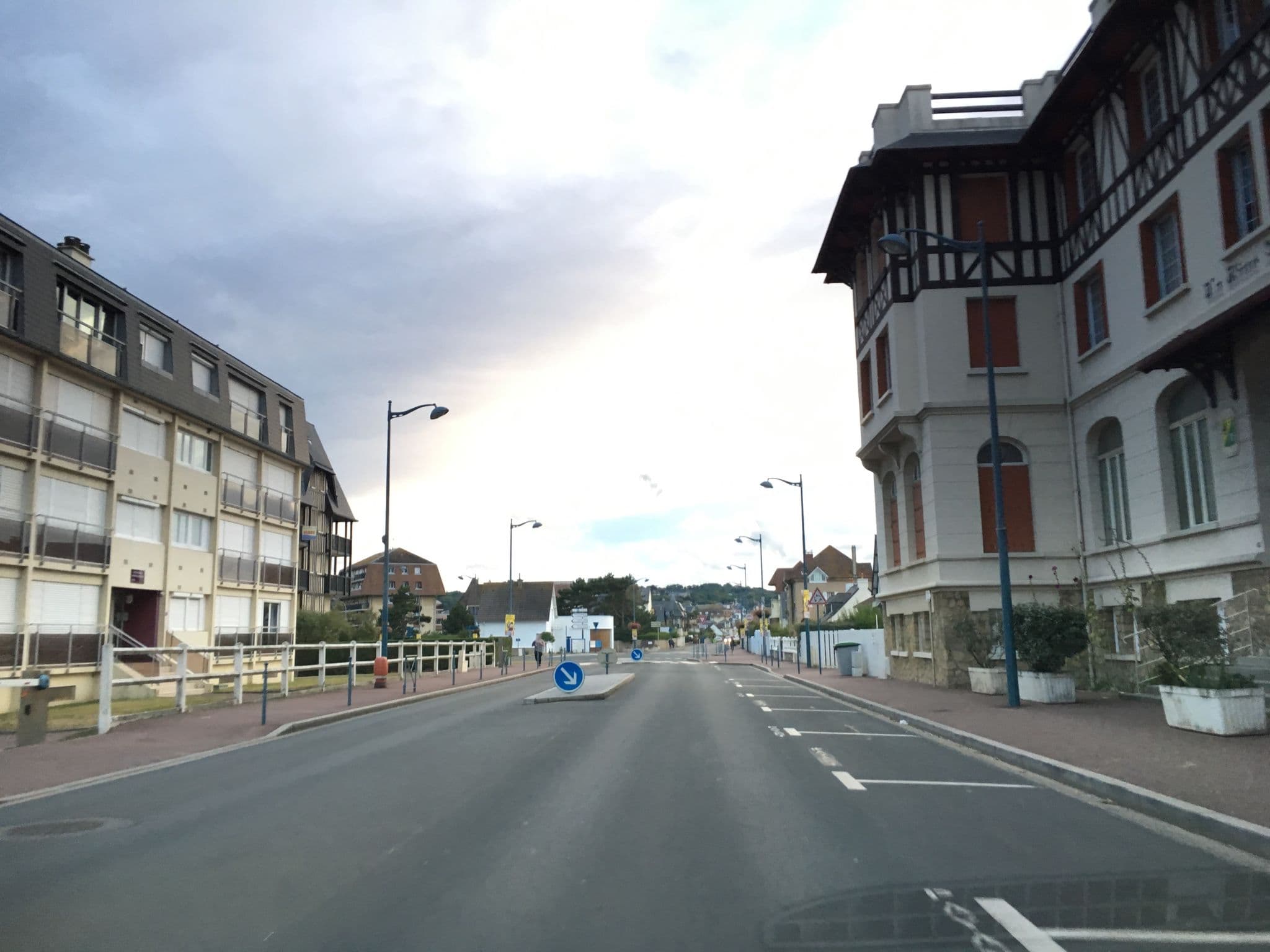 Street view near Résidence Panoramique, Villers-sur-Mer — © cquest (CC BY-SA · Mapillary)