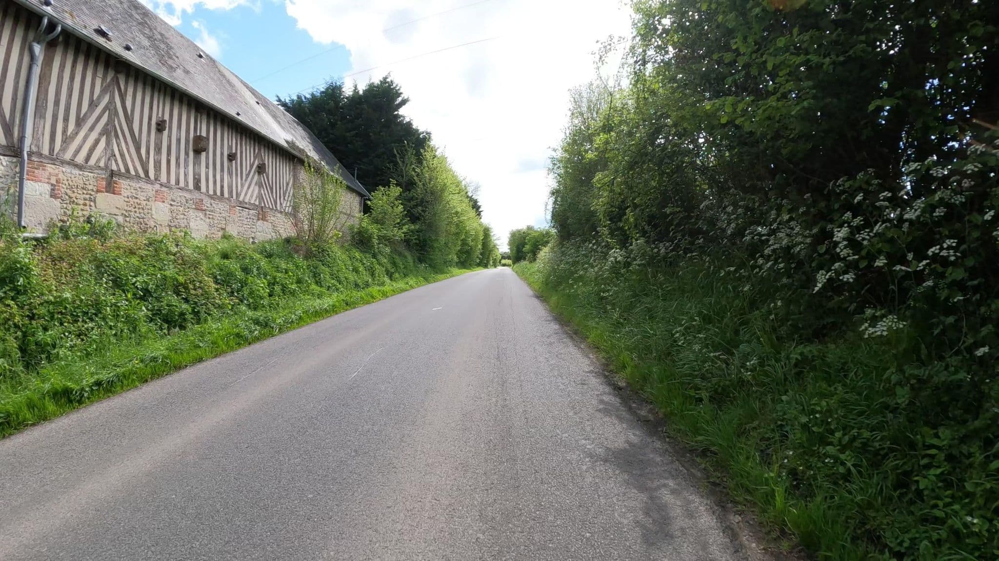 Street view near Ferme de Geffosse, Pont-l'Évêque — © Nzau (CC BY-SA · Mapillary)