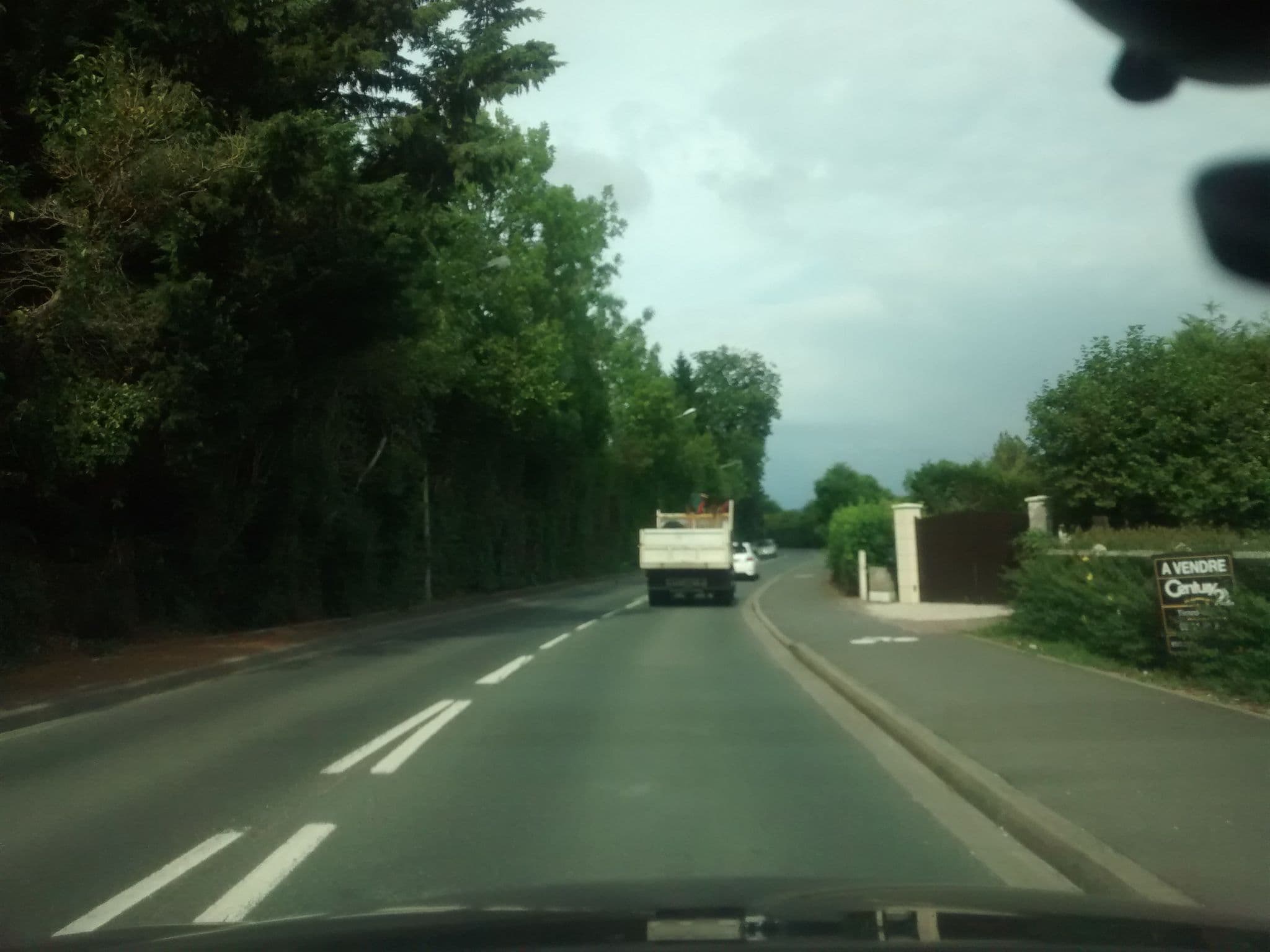 Street view near Le Manoir des Lions de Tourgéville, Blonville-sur-Mer — © mobip (CC BY-SA · Mapillary)