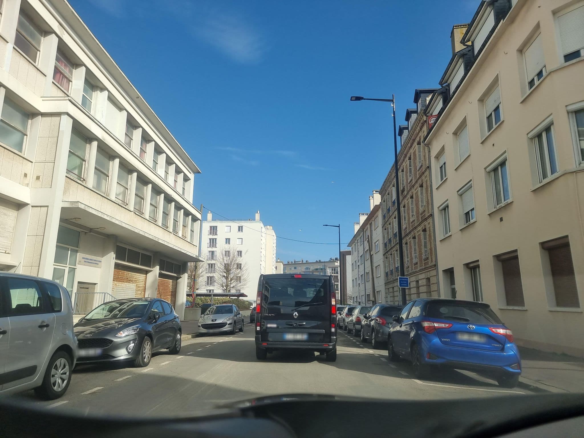 Street view near CRJS, Le Havre — © Peruanio (CC BY-SA · Mapillary)