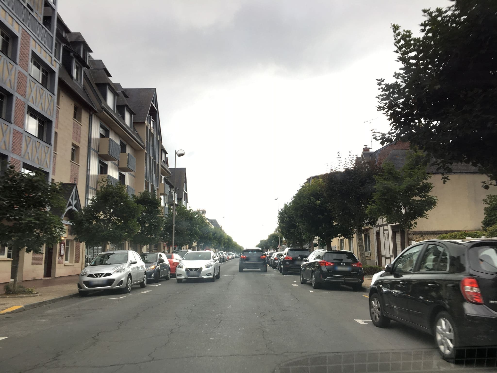 Street view near Terhotel, Deauville — © cquest (CC BY-SA · Mapillary)