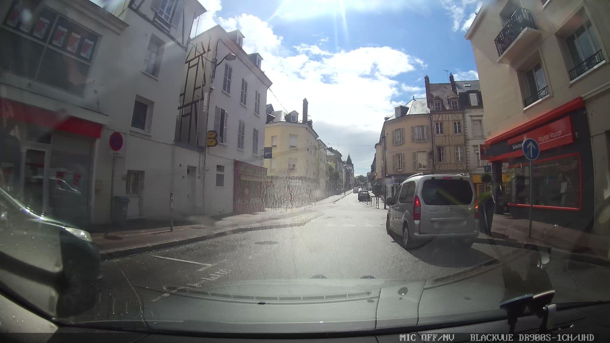 Street view near Selectour - Voyage Voyage, Vernon — © grobin (CC BY-SA · Mapillary)