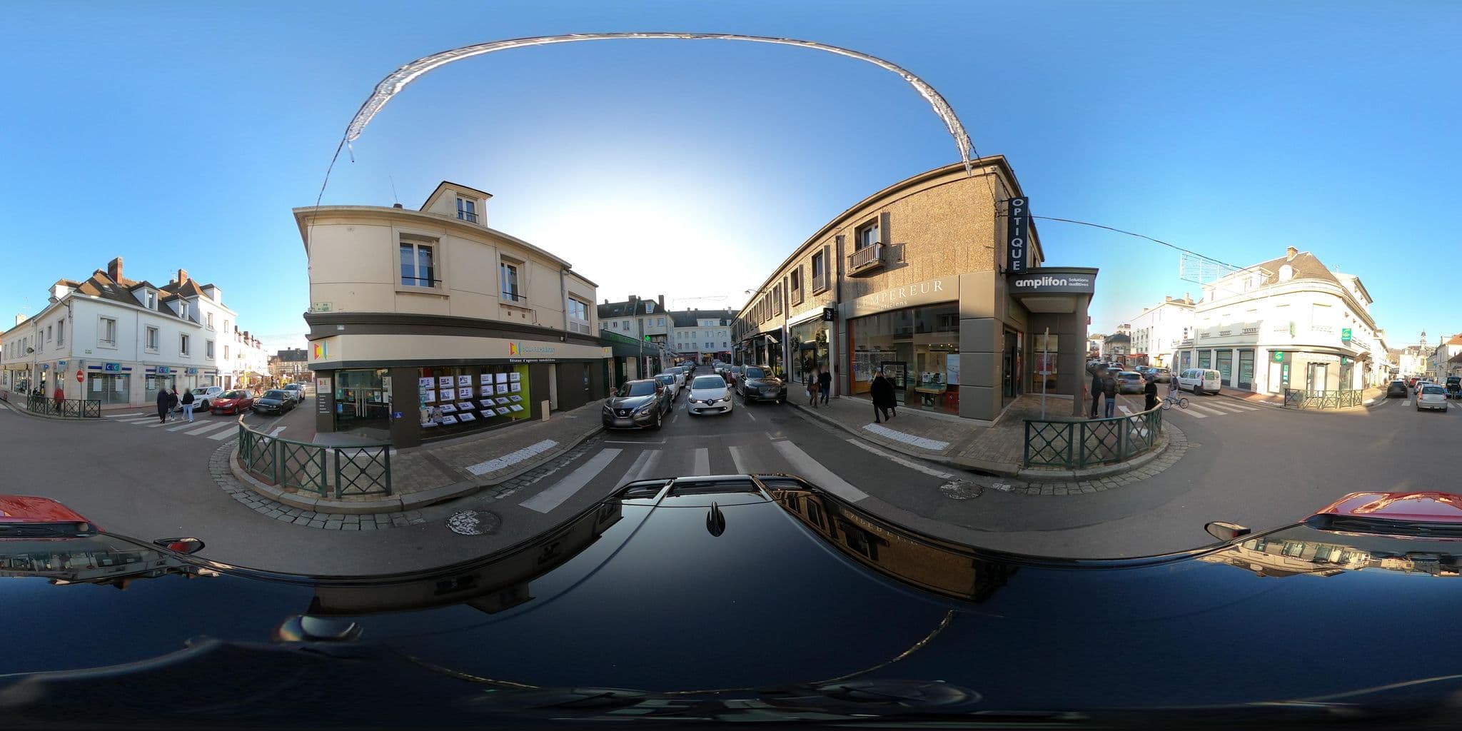 Street view near Selectour - Voyages 27, Vernon — © ratzillas (CC BY-SA · Mapillary)