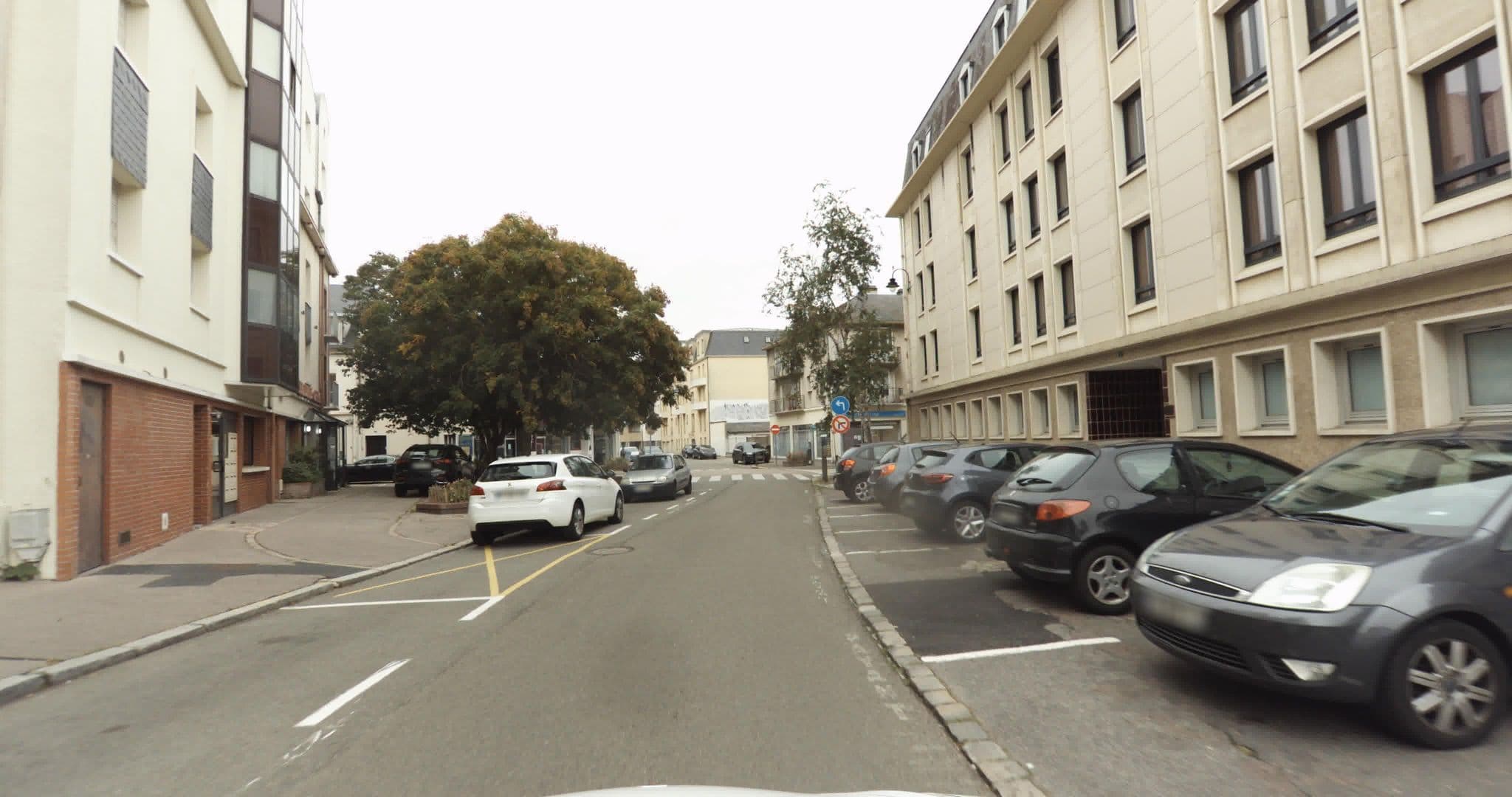 Street view near Hotel De Lorme, Évreux — © sogefi (CC BY-SA · Mapillary)