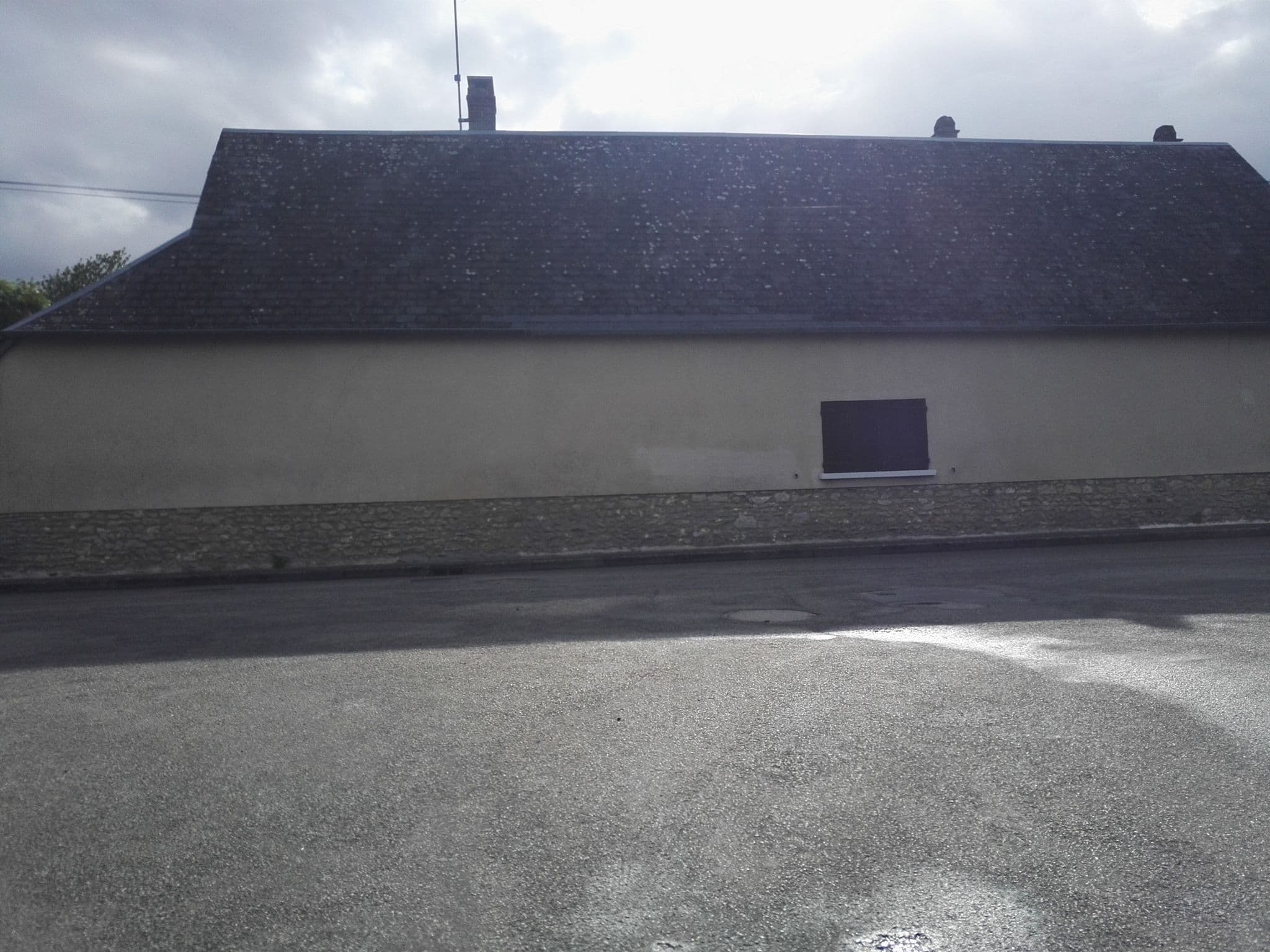 Street view near Les Granges Menillonnes, Ménilles — © boubou (CC BY-SA · Mapillary)