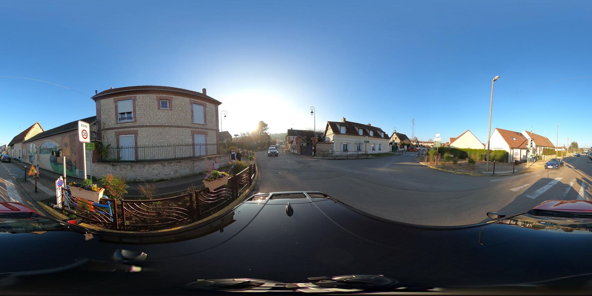 Street view near Hôtel Formule 1 Vernon, Vernon — © ratzillas (CC BY-SA · Mapillary)