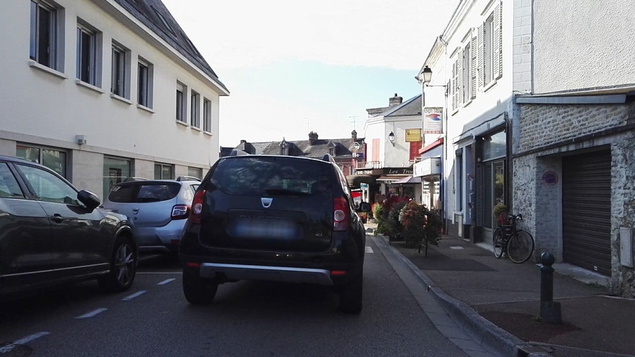 Street view near Ami Crapaud, Pacy-sur-Eure — © boubou (CC BY-SA · Mapillary)