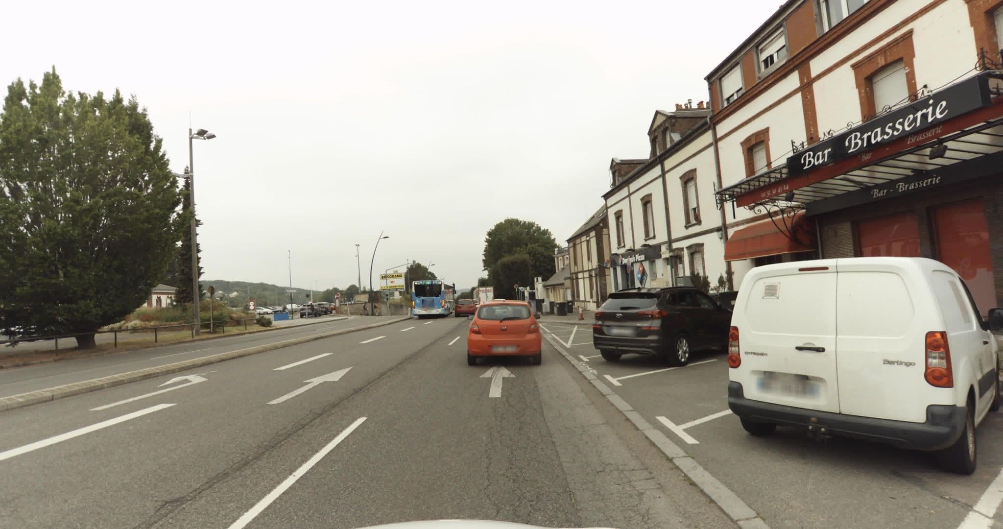 Street view near hotel de l'ouest, Évreux — © sogefi (CC BY-SA · Mapillary)