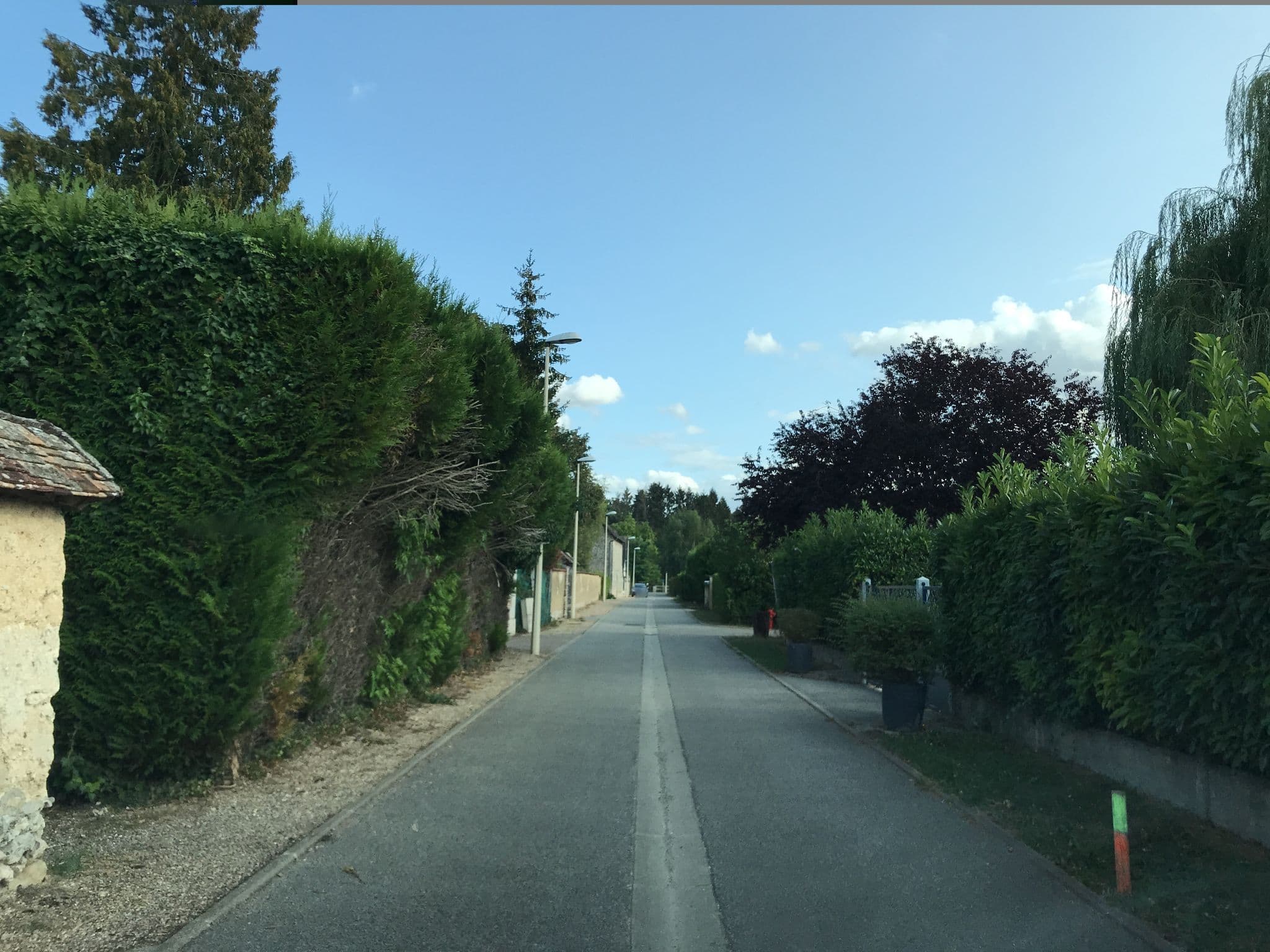 Street view near Les chambres du Bonheur, Houlbec-Cocherel — © unmap (CC BY-SA · Mapillary)