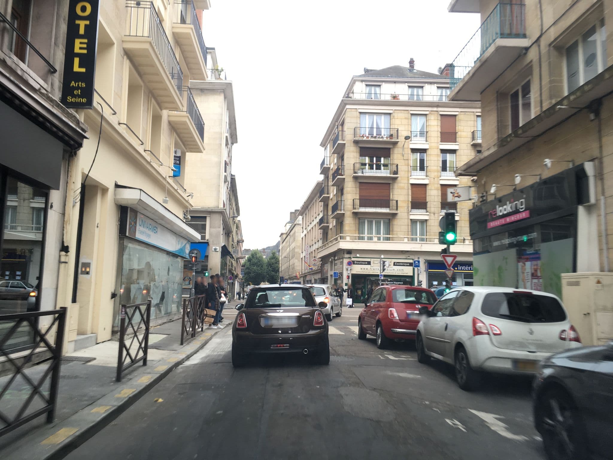 Street view near Eco lodge Rouen, Rouen — © unmap (CC BY-SA · Mapillary)