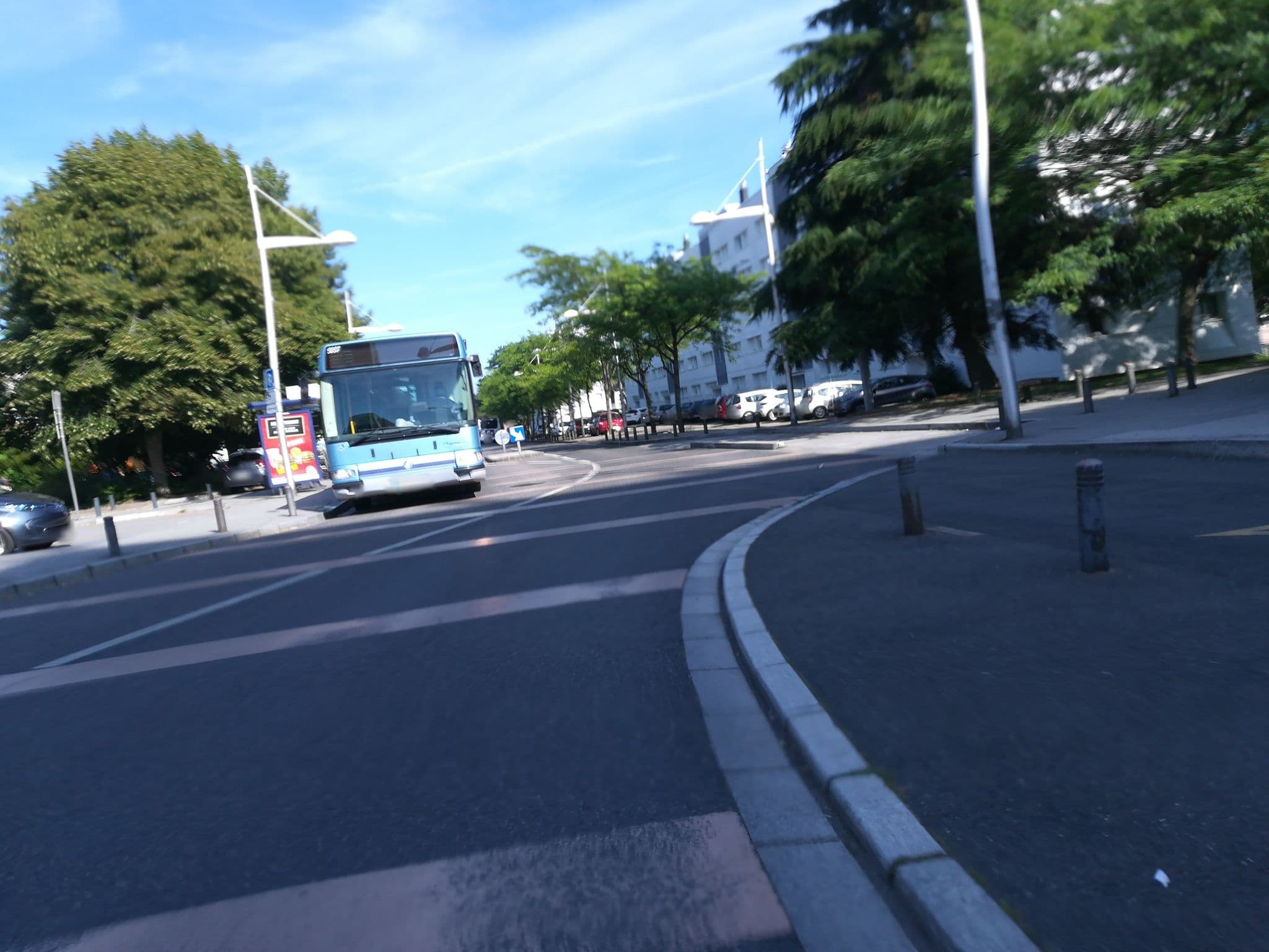 Street view near Hôtel Restaurant Kyriad, Déville-lès-Rouen — © maftieu (CC BY-SA · Mapillary)