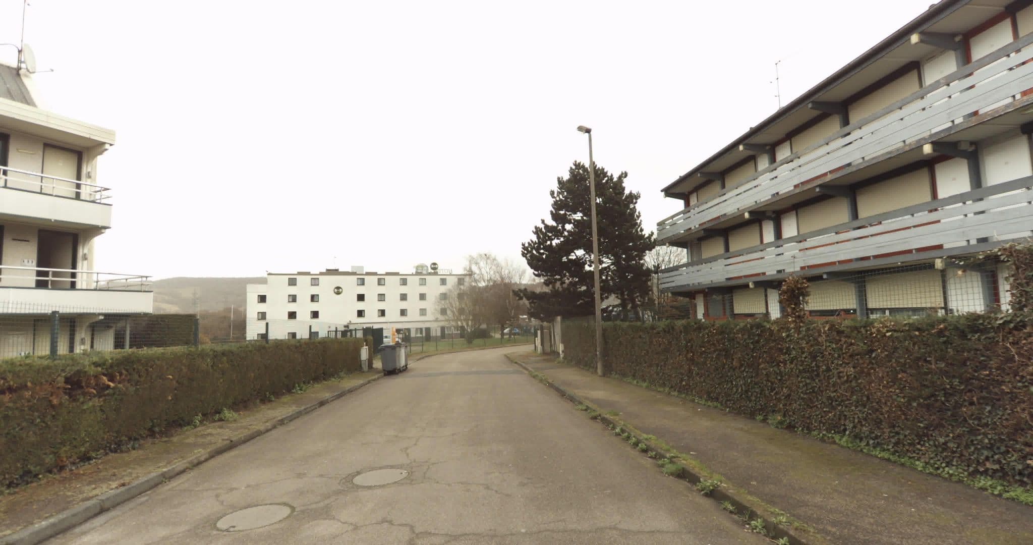 Street view near The Originals City, Hôtel Rouen Sud Oissel (Inter-Hotel), Saint-Étienne-du-Rouvray — © sogefi (CC BY-SA · Mapillary)