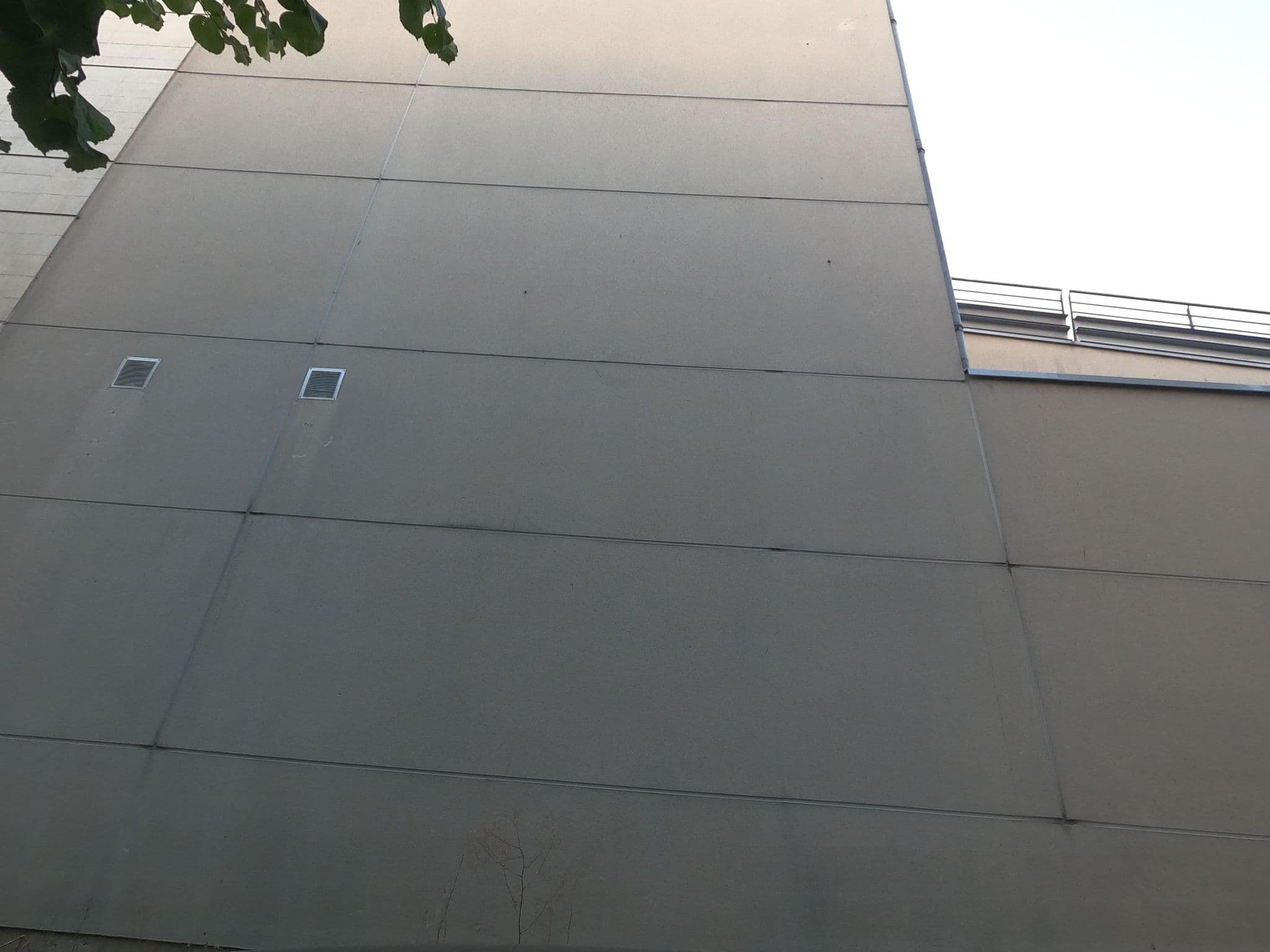 Street view near B&B Hôtel, Rouen — © uwekoch (CC BY-SA · Mapillary)