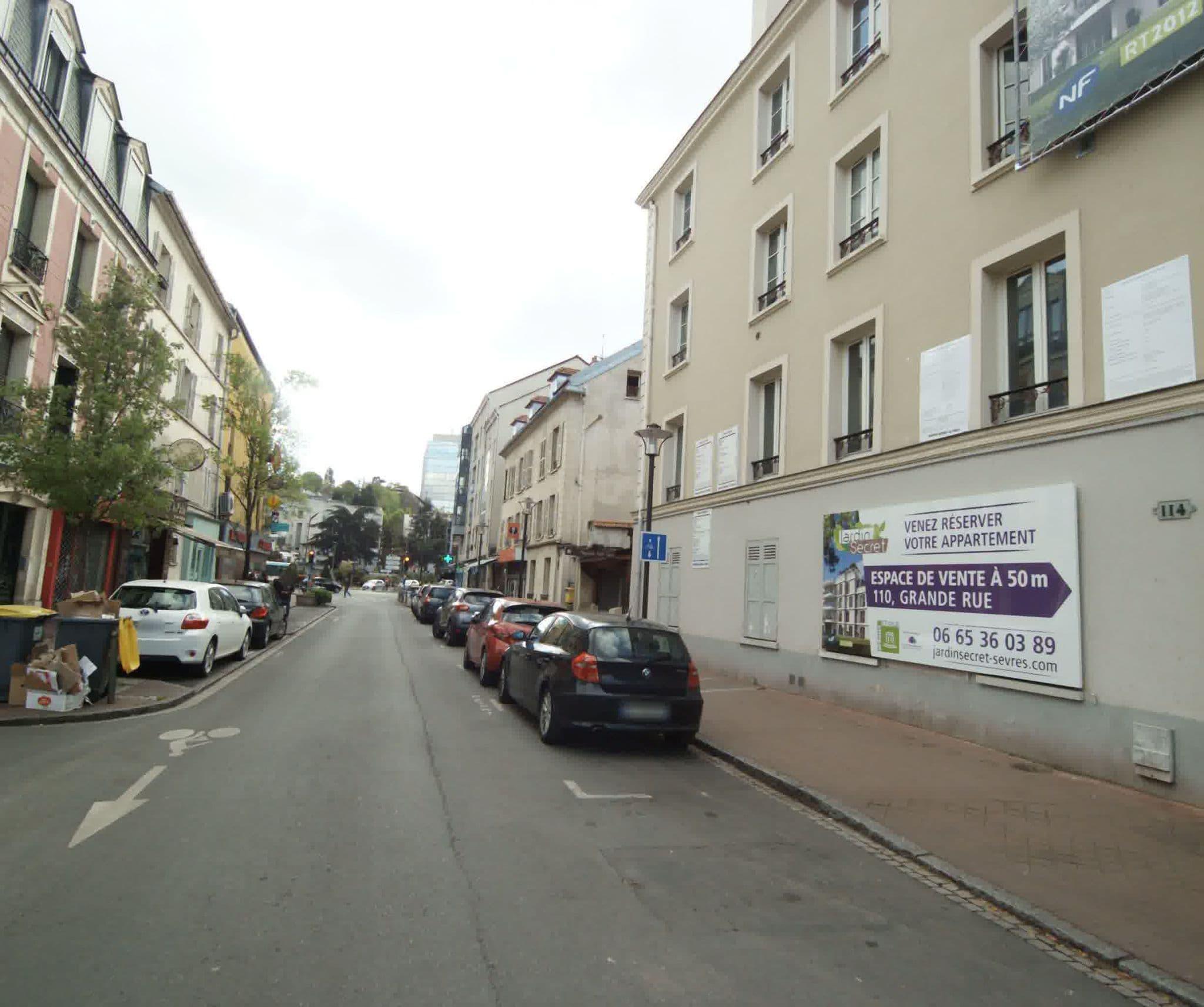 Street view near Selectour - Sèvres Voyages, Sèvres — © sogefi (CC BY-SA · Mapillary)