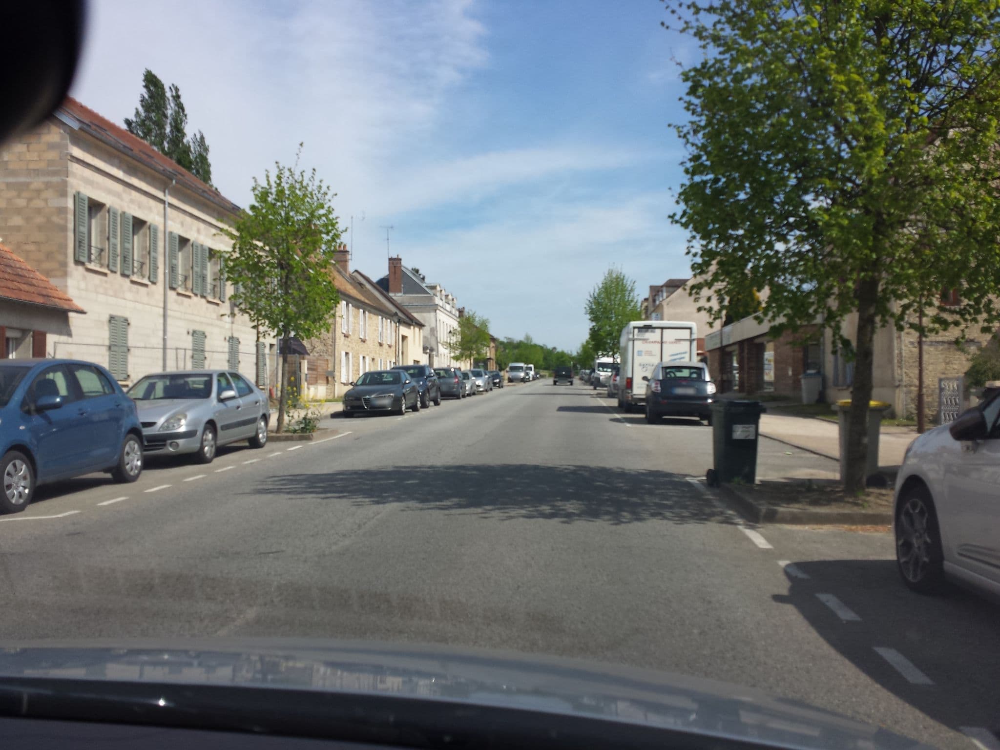 Street view near Hotle L'Arpege, Jouars-Pontchartrain — © x_javier (CC BY-SA · Mapillary)