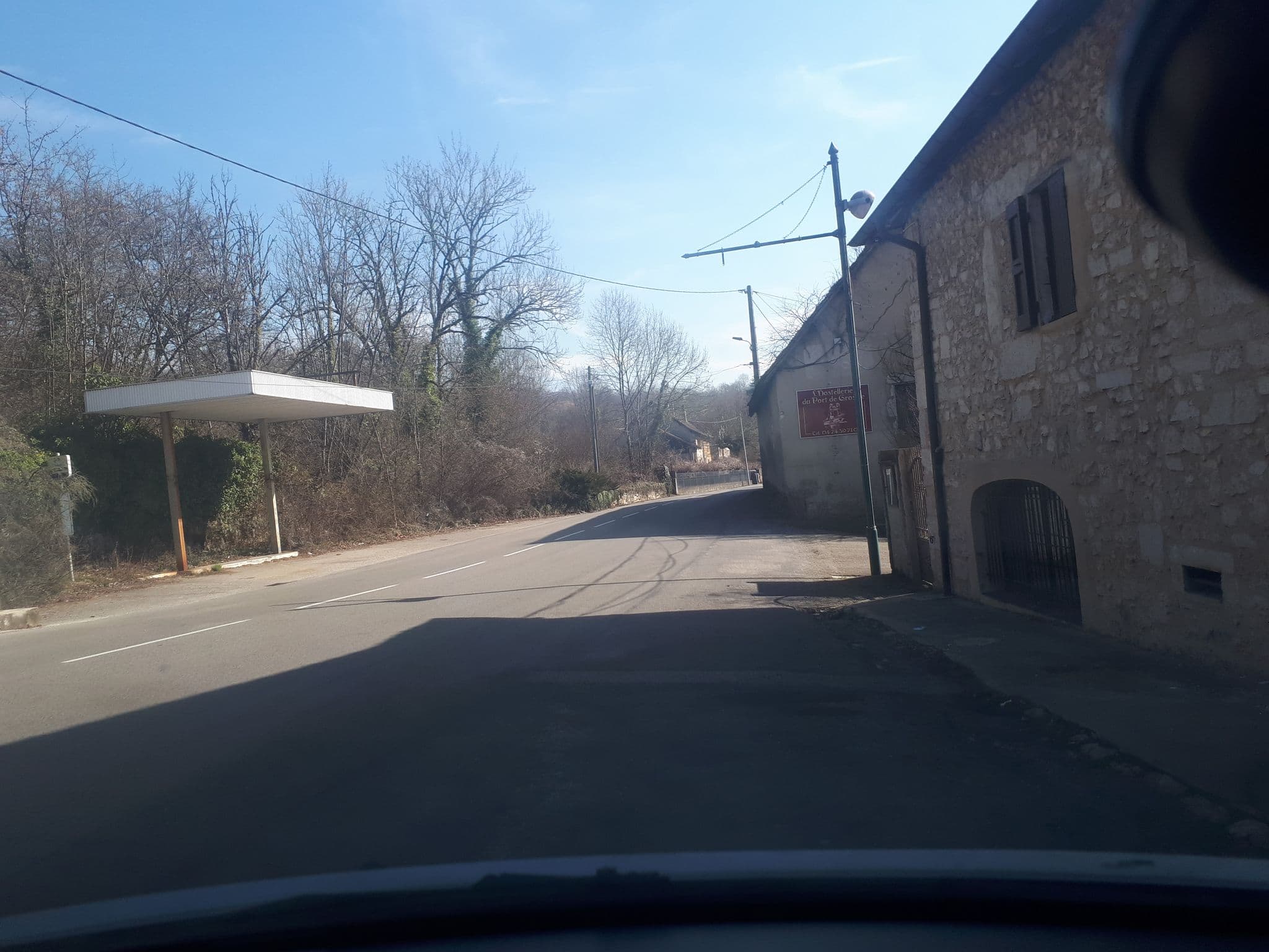 Street view near Les Villas Bacchus, Creys-Mépieu — © quicky (CC BY-SA · Mapillary)