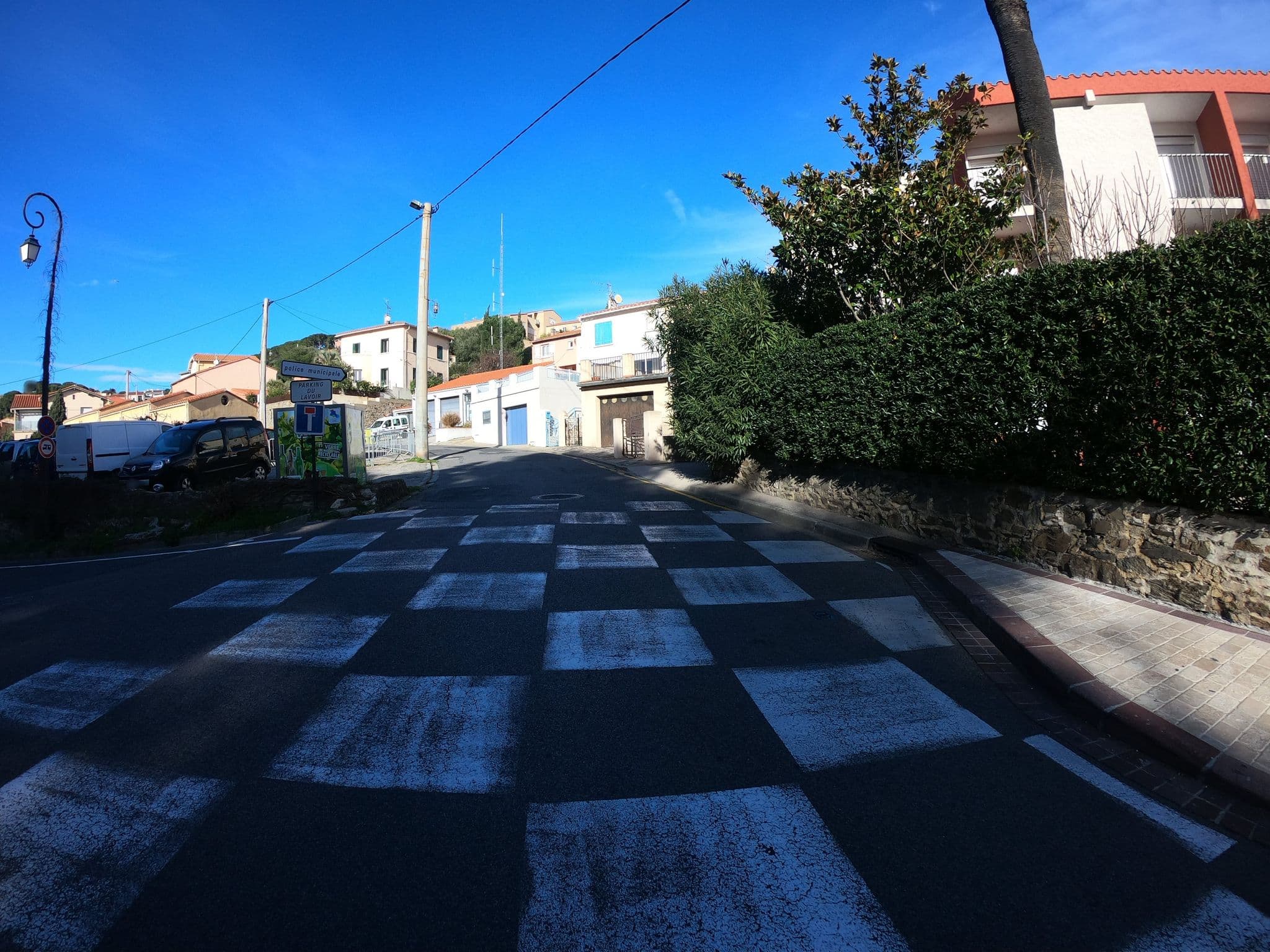 Street view near Hôtel Méditerranée, Collioure — © joostjakob (CC BY-SA · Mapillary)