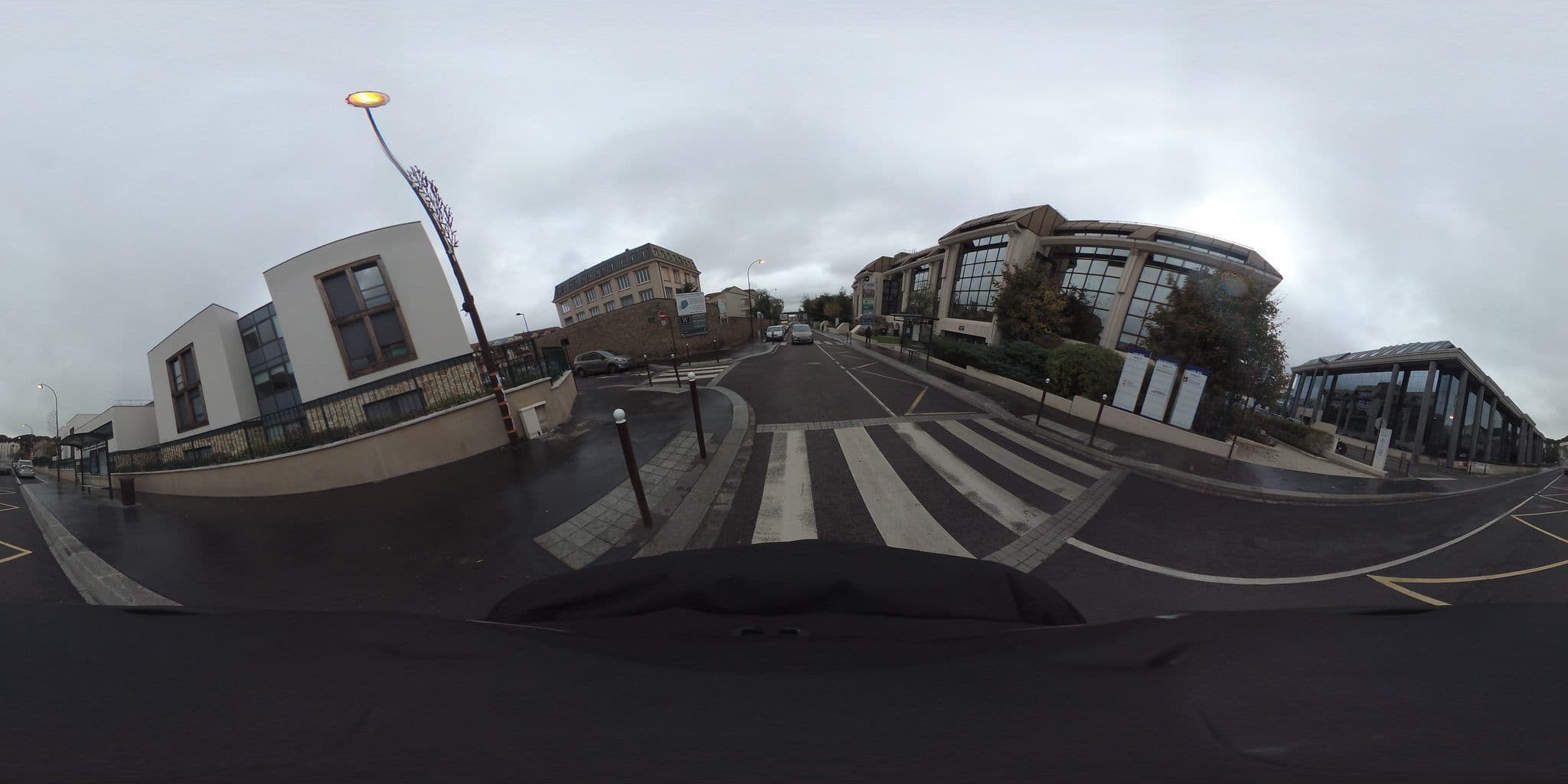Street view near Clévacances Yvelines, Viroflay — © simon_geovelo (CC BY-SA · Mapillary)