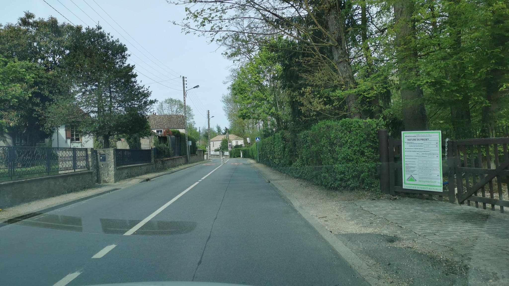Street view near Domaine du Tremblay, Jouars-Pontchartrain — © tartine78 (CC BY-SA · Mapillary)