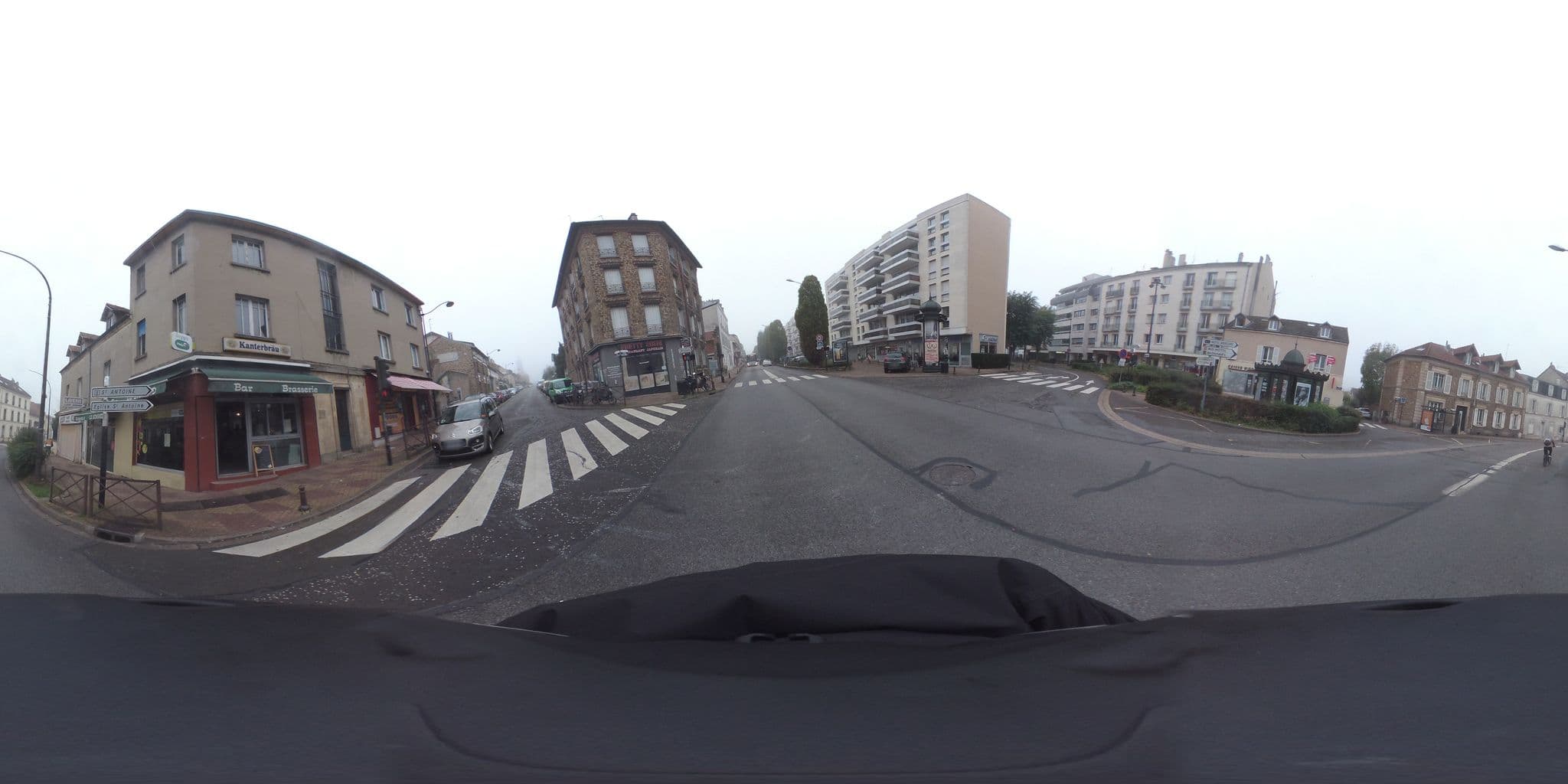 Street view near Selectour - FB Voyages, Le Chesnay — © simon_geovelo (CC BY-SA · Mapillary)