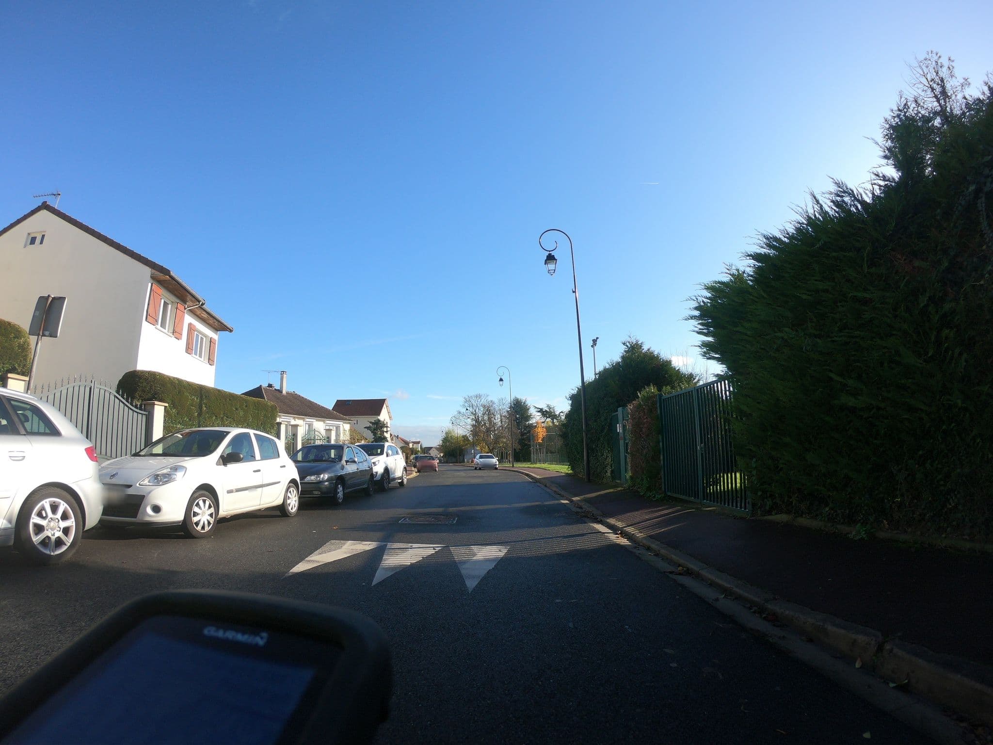 Street view near Centres Municipaux de Loisirs, Châtenay-Malabry — © htonchia (CC BY-SA · Mapillary)