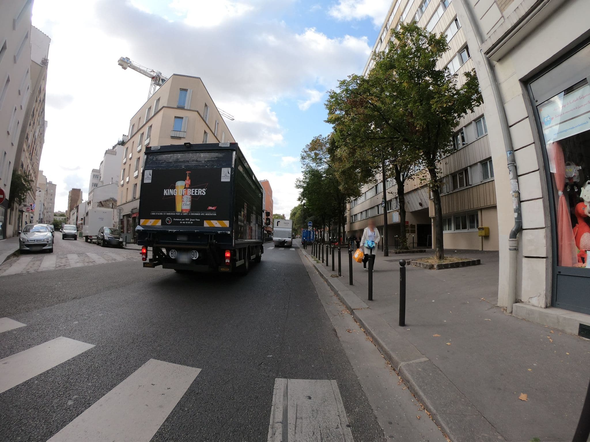 Street view near Aux Trois Mulets, Vanves — © ywwwes (CC BY-SA · Mapillary)