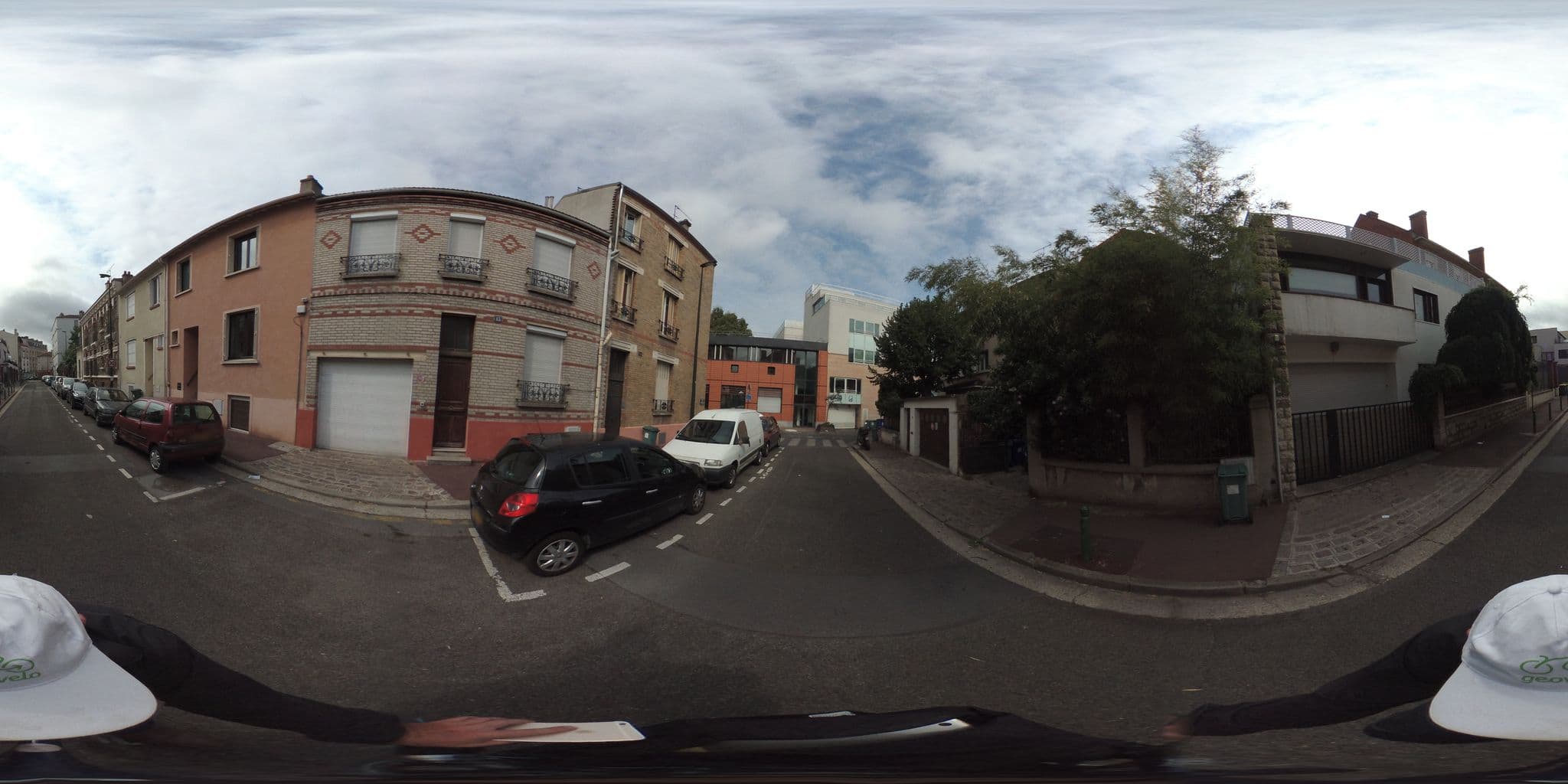 Street view near Espérance Hauts de Seine, Malakoff — © geovelo (CC BY-SA · Mapillary)