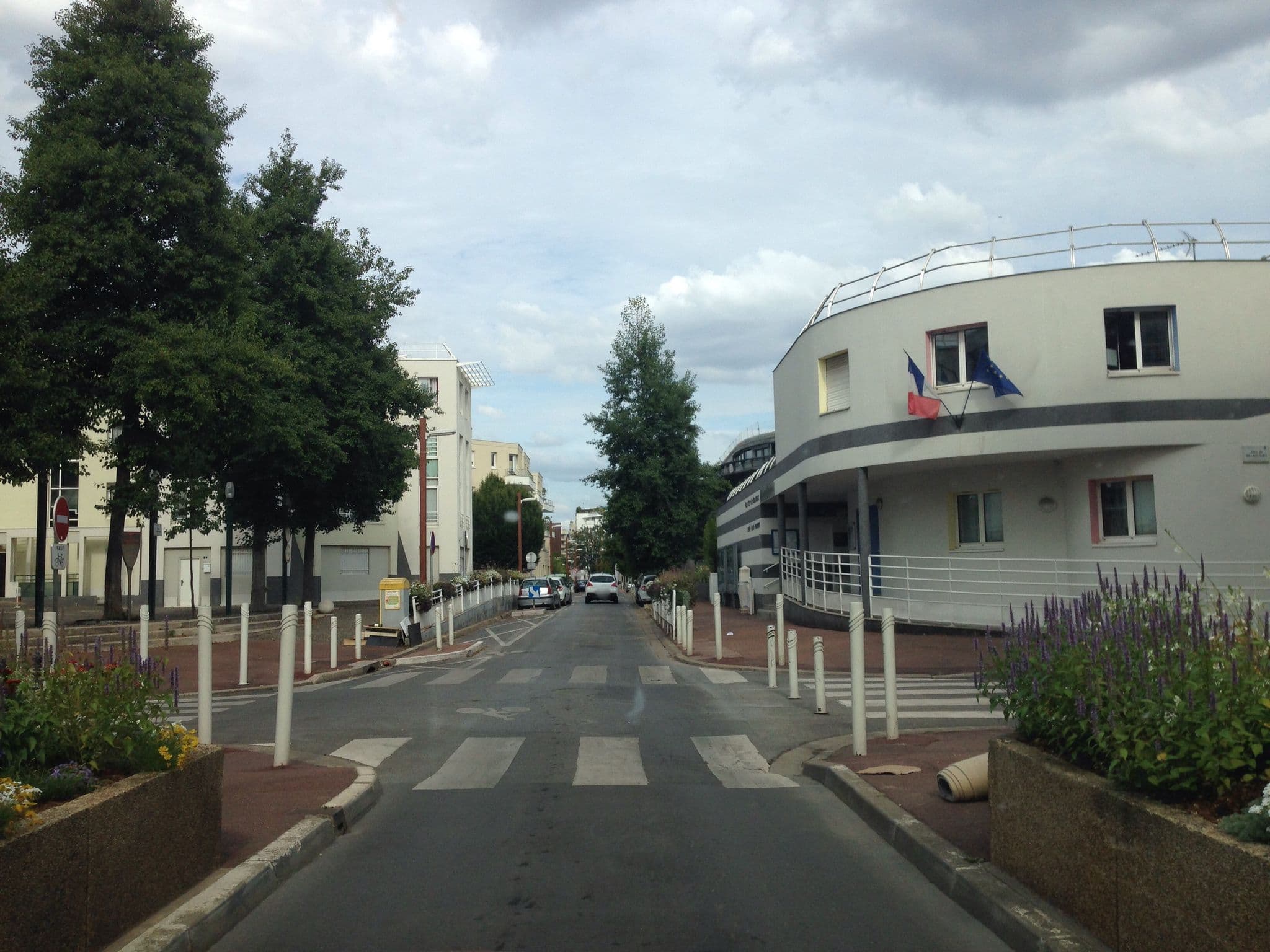 Street view near Apartment Safy, Meudon — © gco (CC BY-SA · Mapillary)