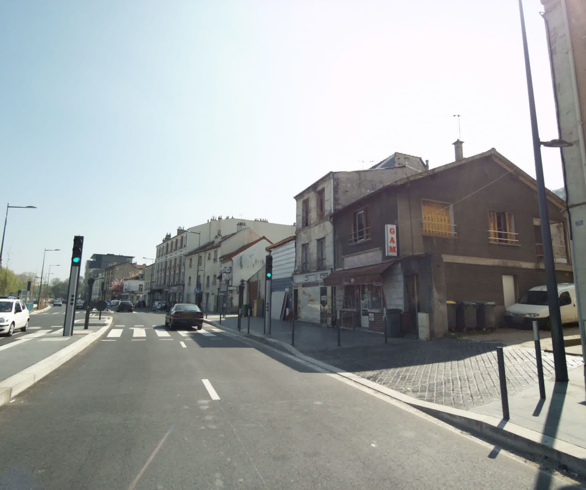 Street view near Alvin Ondzounga, Meudon — © sogefi (CC BY-SA · Mapillary)