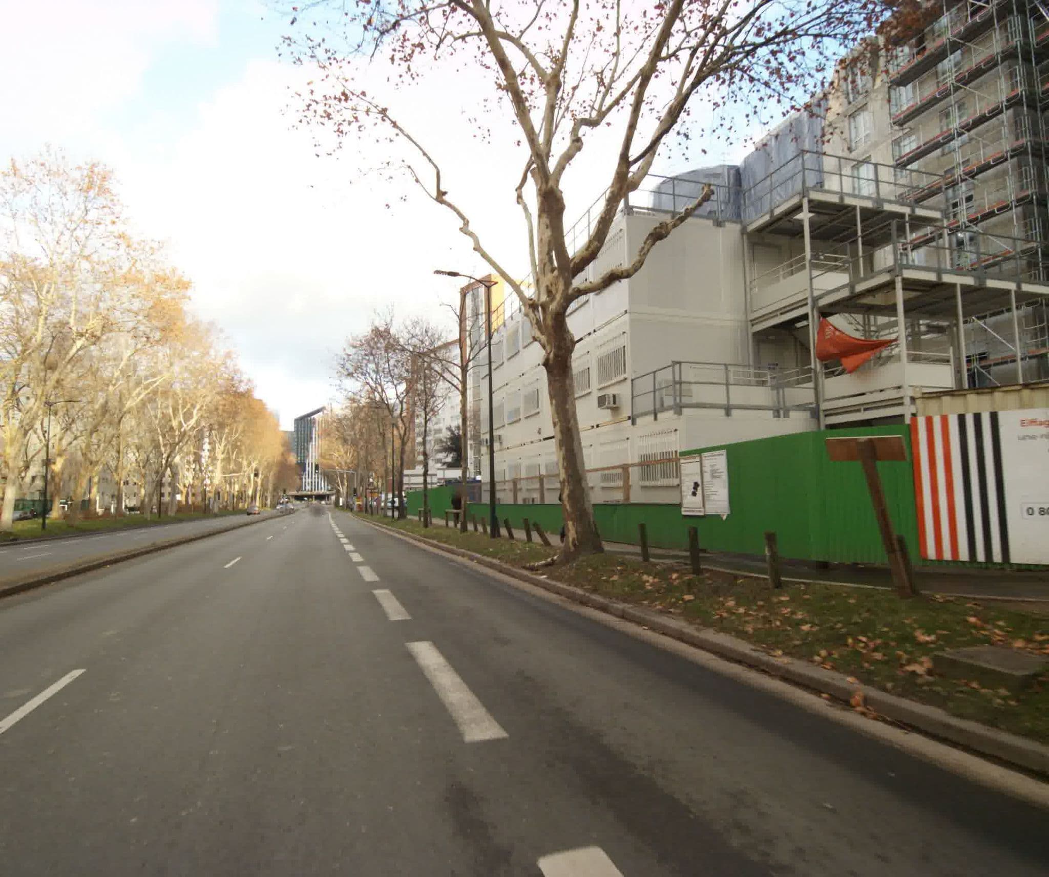 Street view near Residhome Puteaux La Dėfense, Puteaux — © sogefi (CC BY-SA · Mapillary)