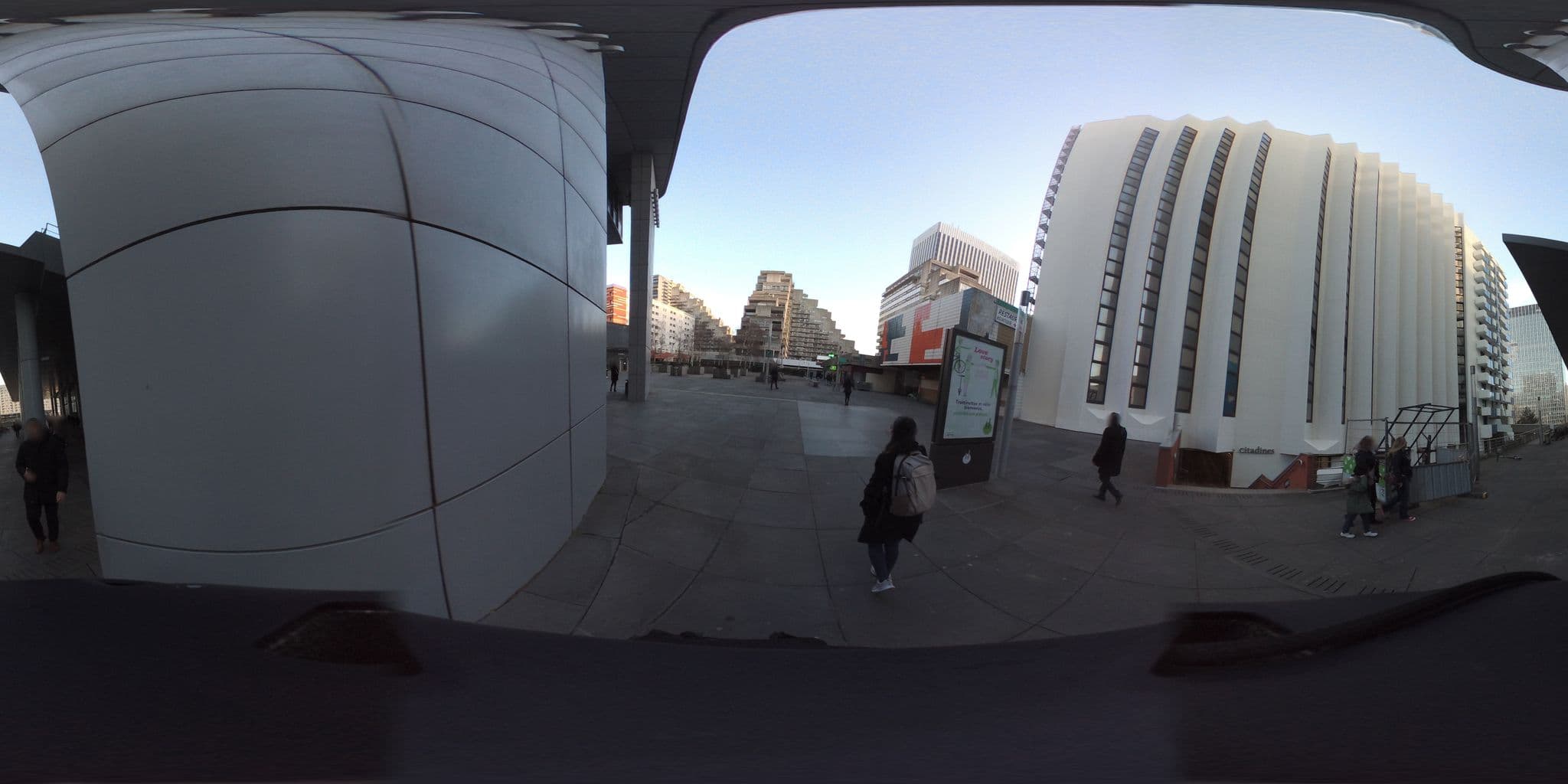 Street view near Citadiens Apart'Hotel, Courbevoie — © simon_geovelo (CC BY-SA · Mapillary)