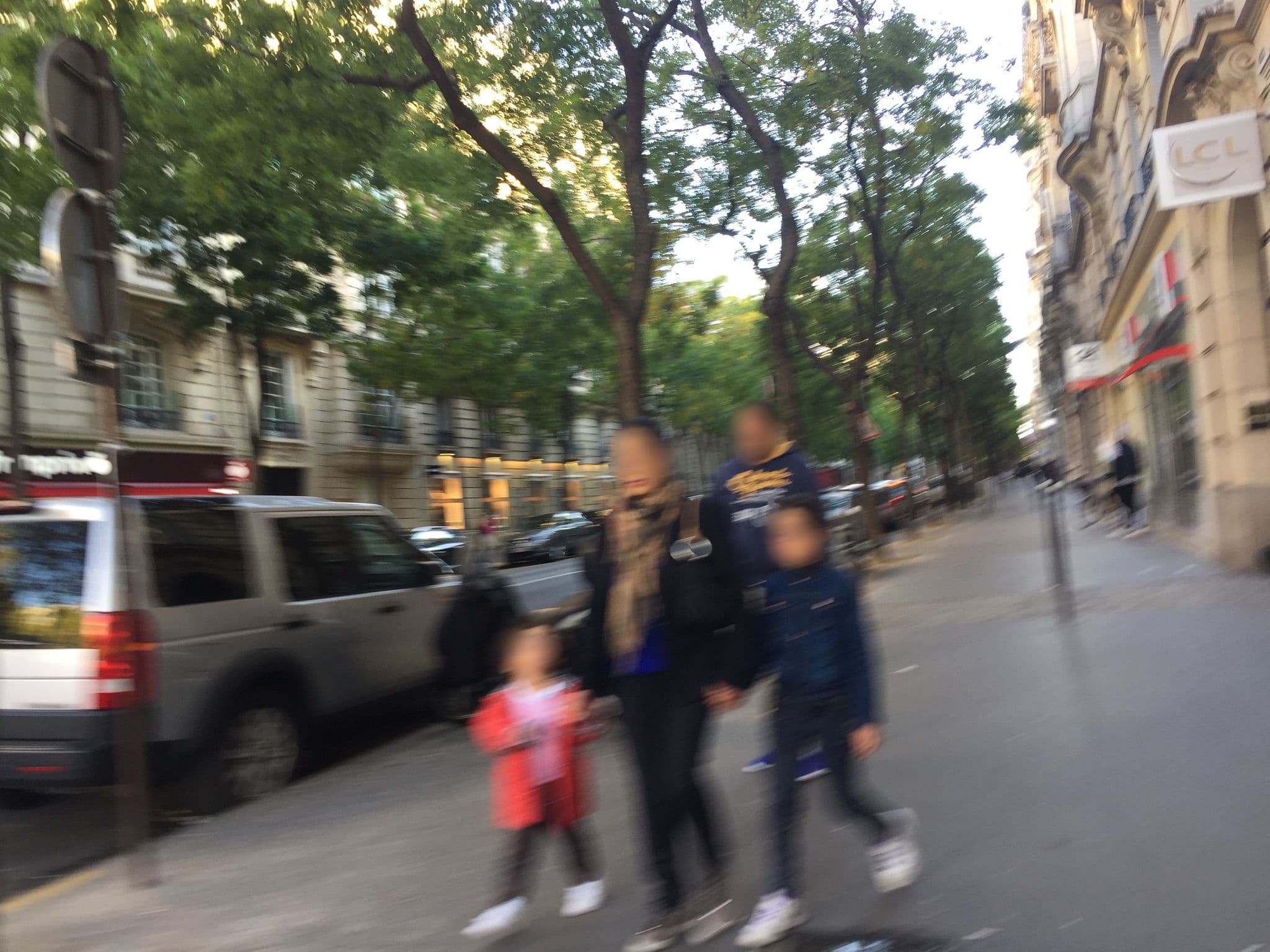 Street view near Victor Hugo, Paris 16 Passy — © zimmy (CC BY-SA · Mapillary)