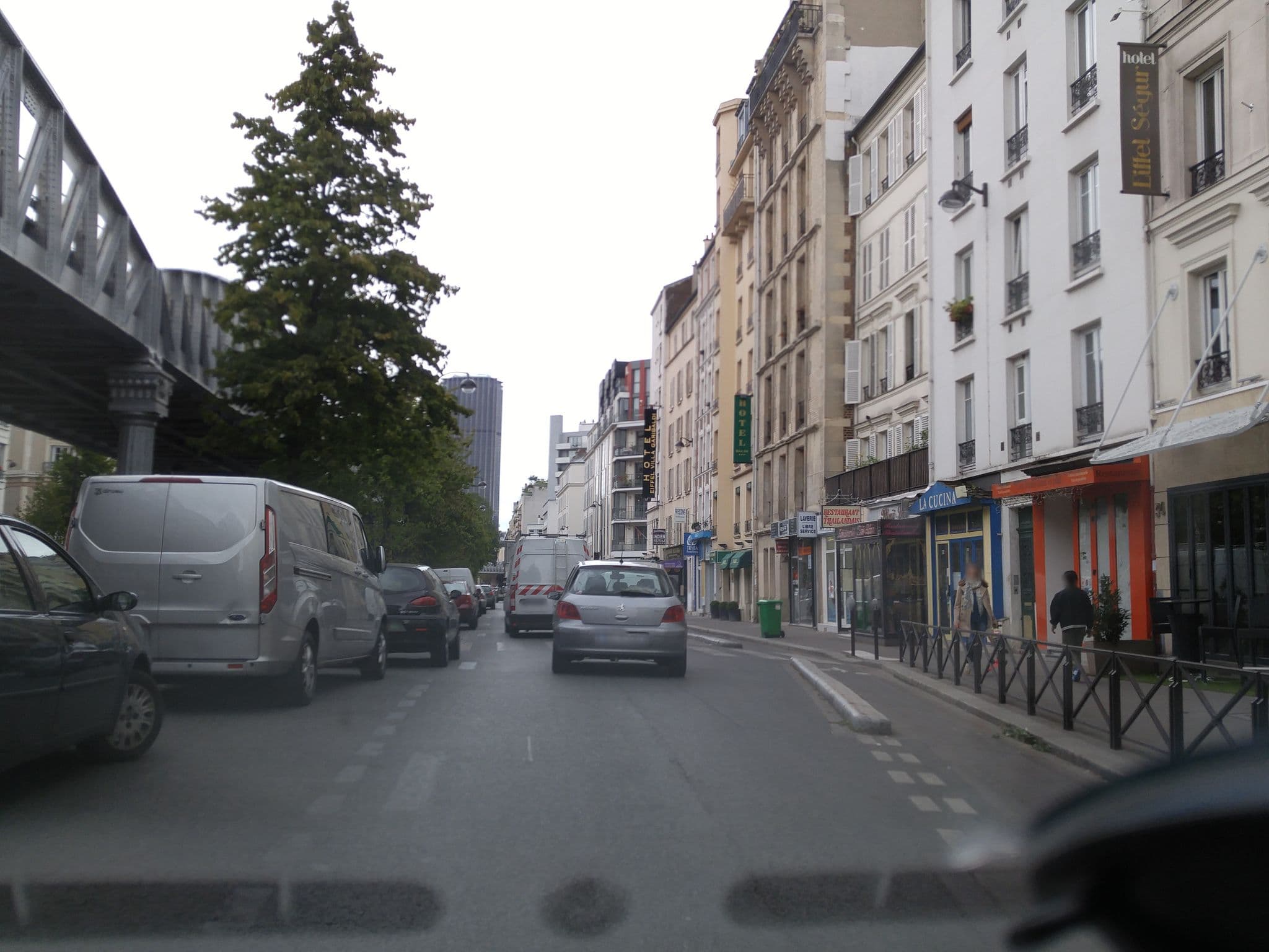 Street view near Hôtel Eiffel Ségur, Paris 15 Vaugirard — © po_gregoire (CC BY-SA · Mapillary)