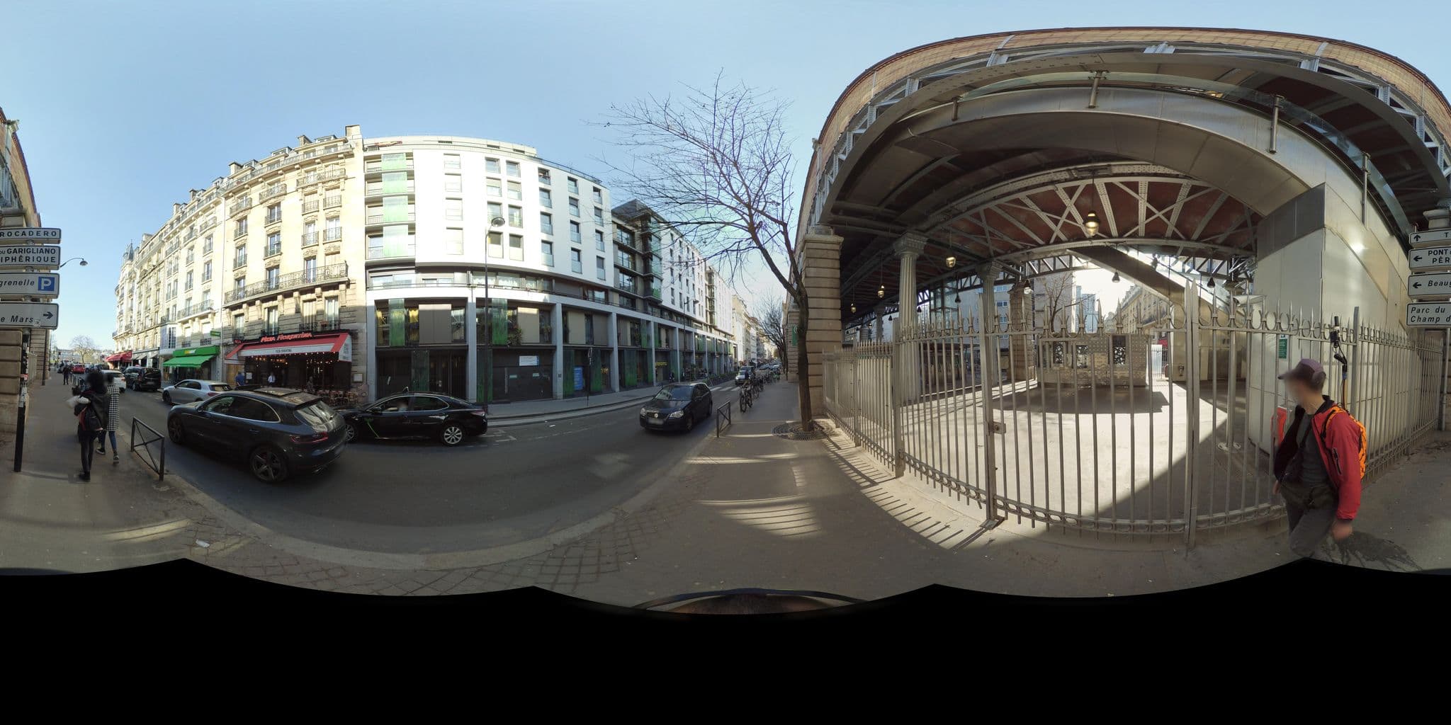 Street view near Hôtel Eiffel Seine Paris, Paris 16 Passy — © stephanep (CC BY-SA · Mapillary)
