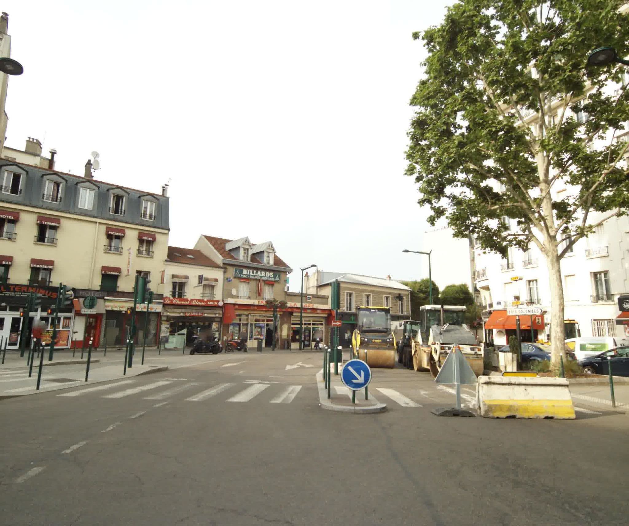 Street view near Hôtel Élysées Parc Monceau, Paris 08 Élysée — © sogefi (CC BY-SA · Mapillary)