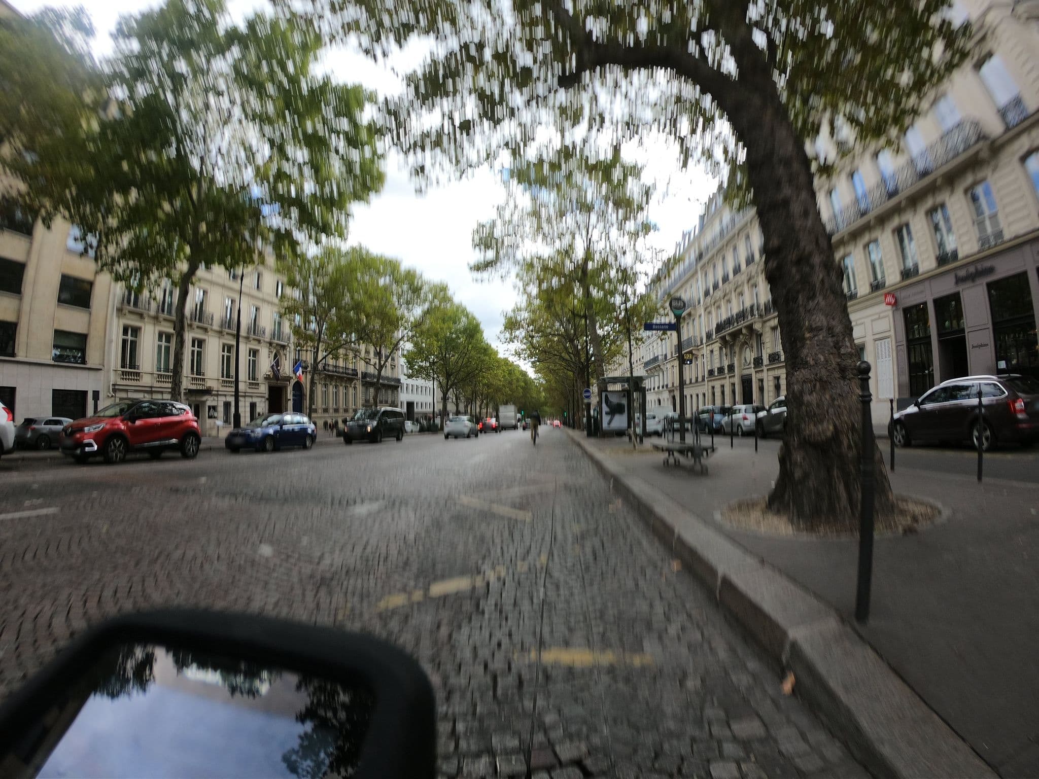 Street view near Selectour - Tourexcel, Paris 16 Passy — © htonchia (CC BY-SA · Mapillary)