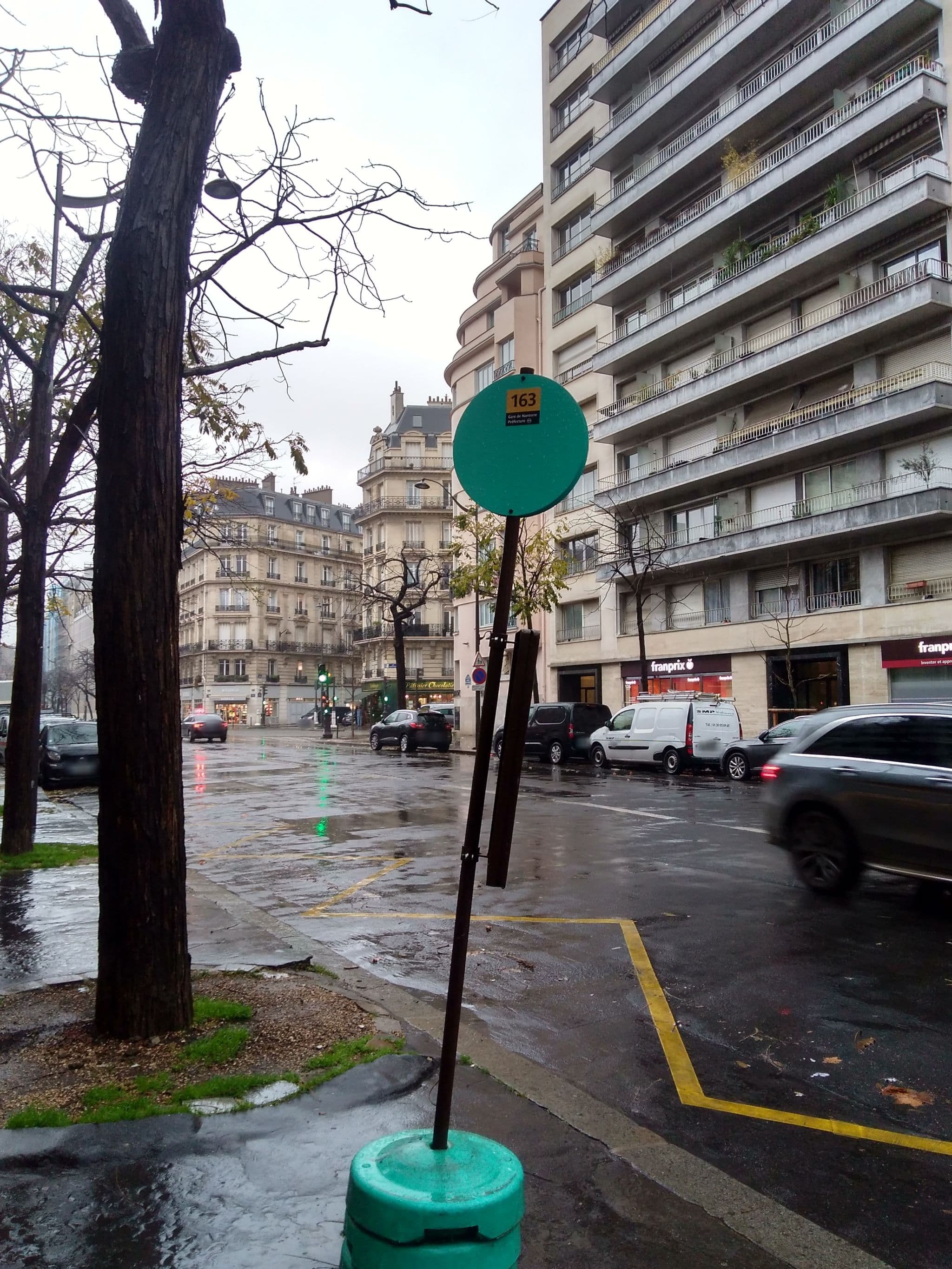 Street view near Waytostay, Paris 17 Batignolles-Monceau — © nlehuby (CC BY-SA · Mapillary)