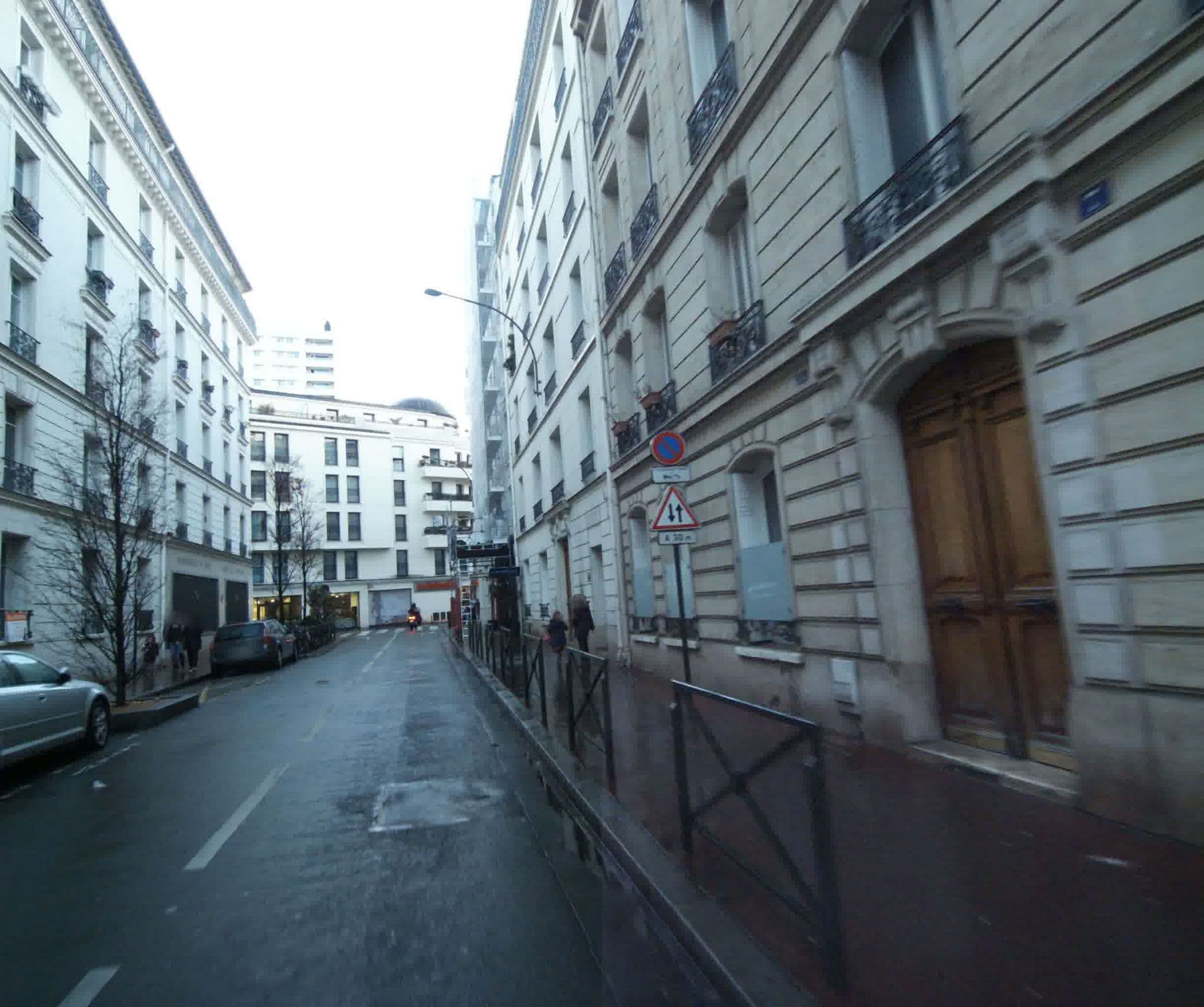 Street view near La Bonne Franquette, Levallois-Perret — © sogefi (CC BY-SA · Mapillary)