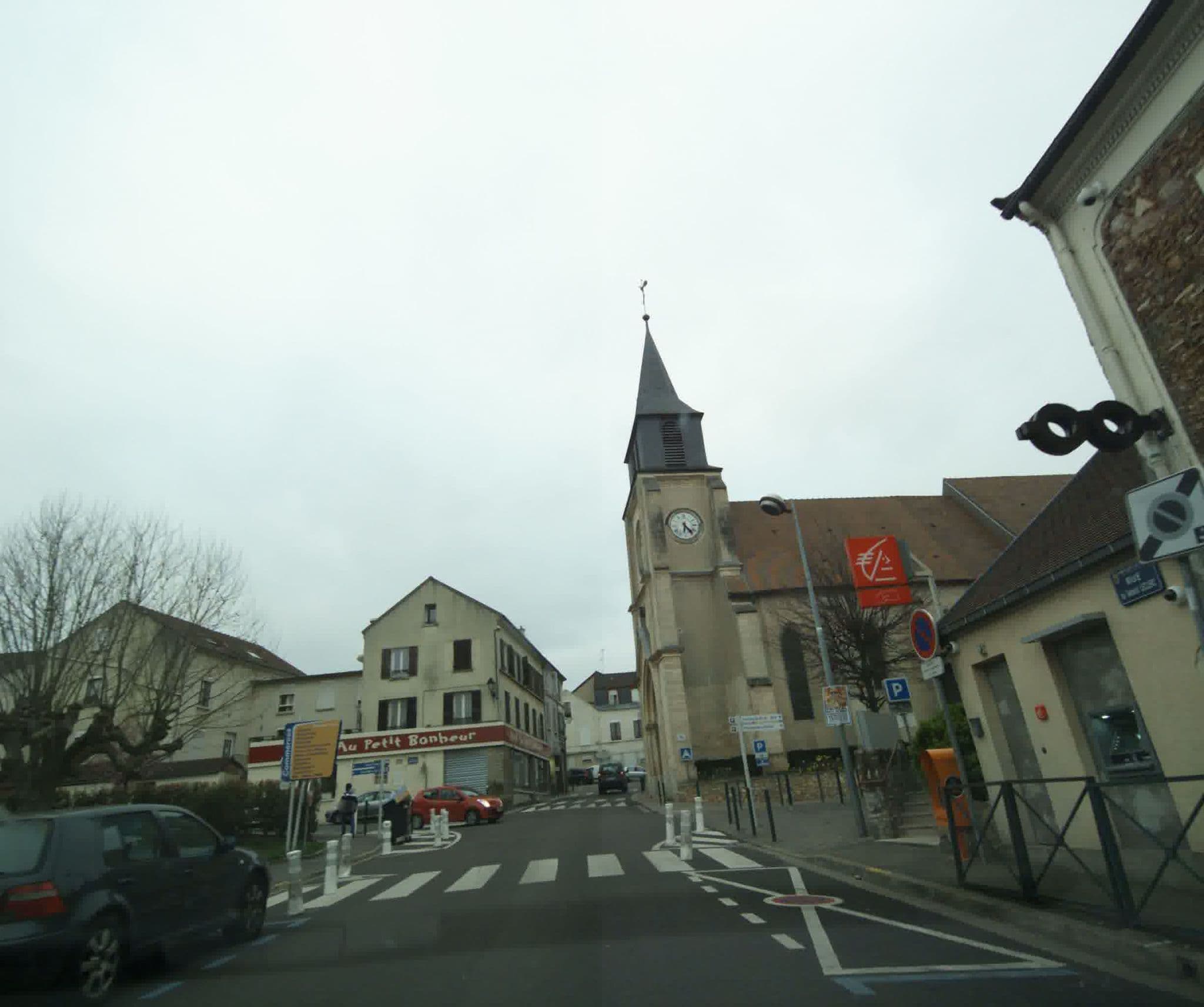 Street view near Lemon Hôtel Chanteloup-Les-Vignes, Chanteloup-les-Vignes — © sogefi (CC BY-SA · Mapillary)