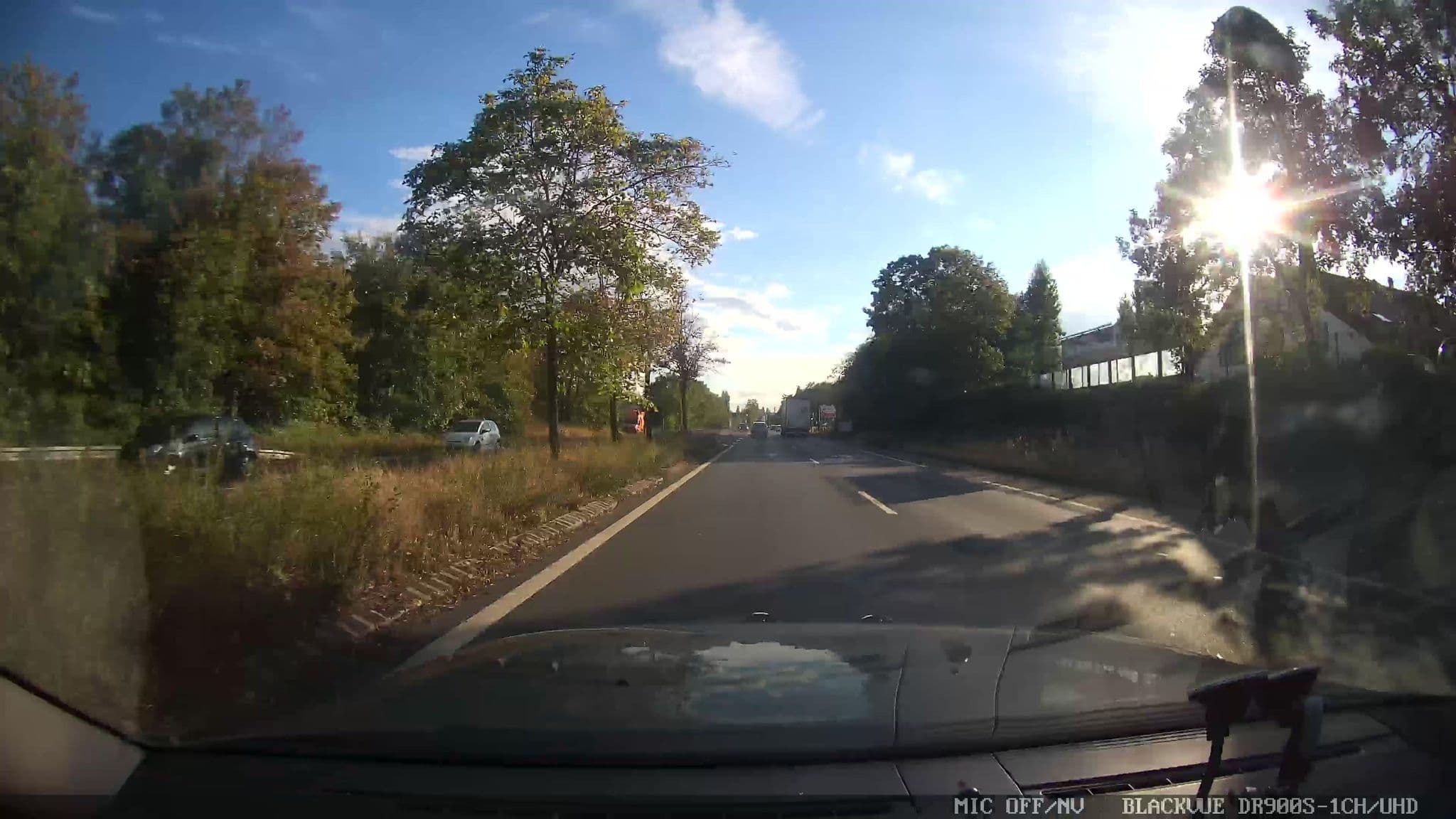 Street view near Hotel Restaurant Bleu France Eragny Cergy, Éragny — © grobin (CC BY-SA · Mapillary)