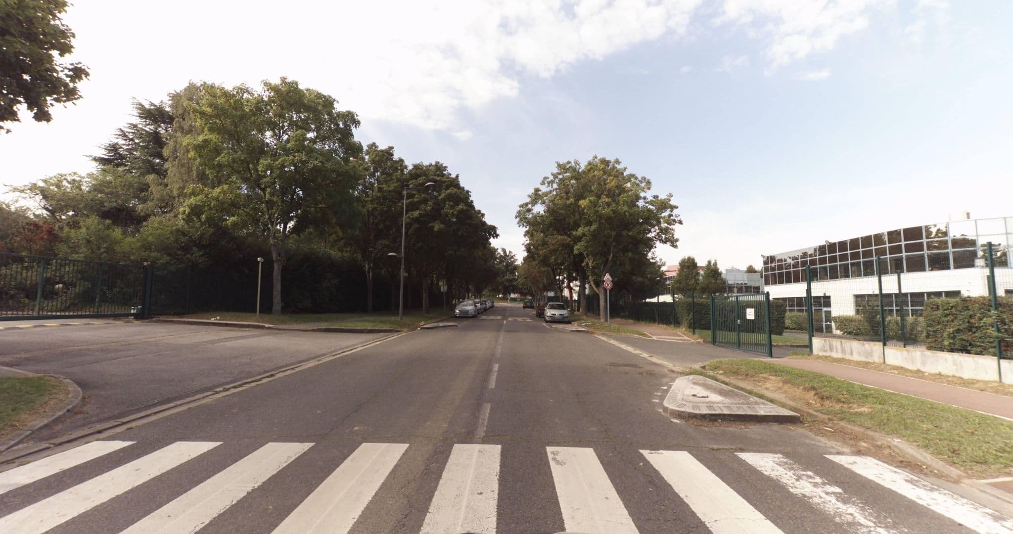 Street view near Kyriad Saint Christophe Hotel, Vauréal — © service_geomatique (CC BY-SA · Mapillary)