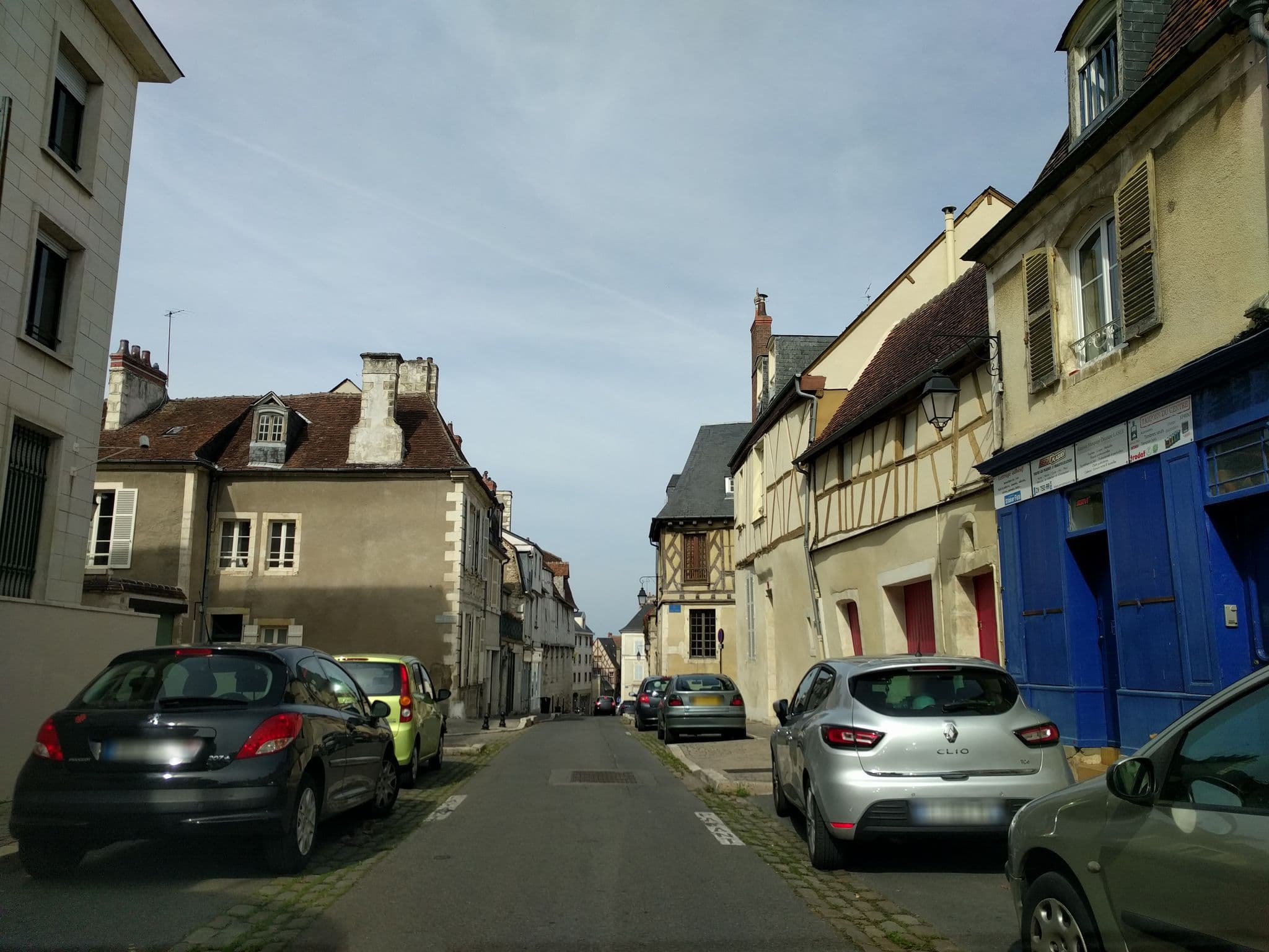Street view near L'Amantine, Bourges — © mappy_sa (CC BY-SA · Mapillary)