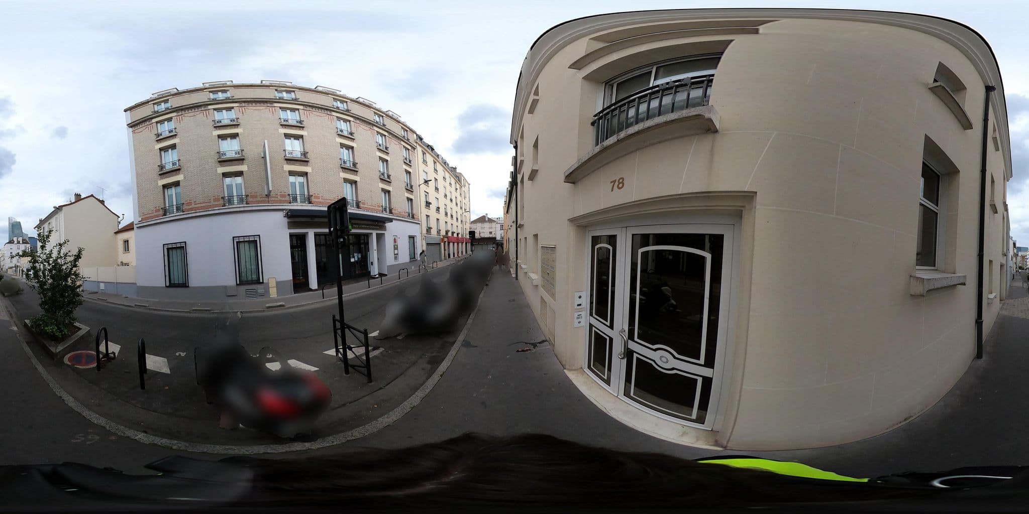 Street view near Hôtel Central la Défense, Courbevoie — © cartocite (CC BY-SA · Mapillary)