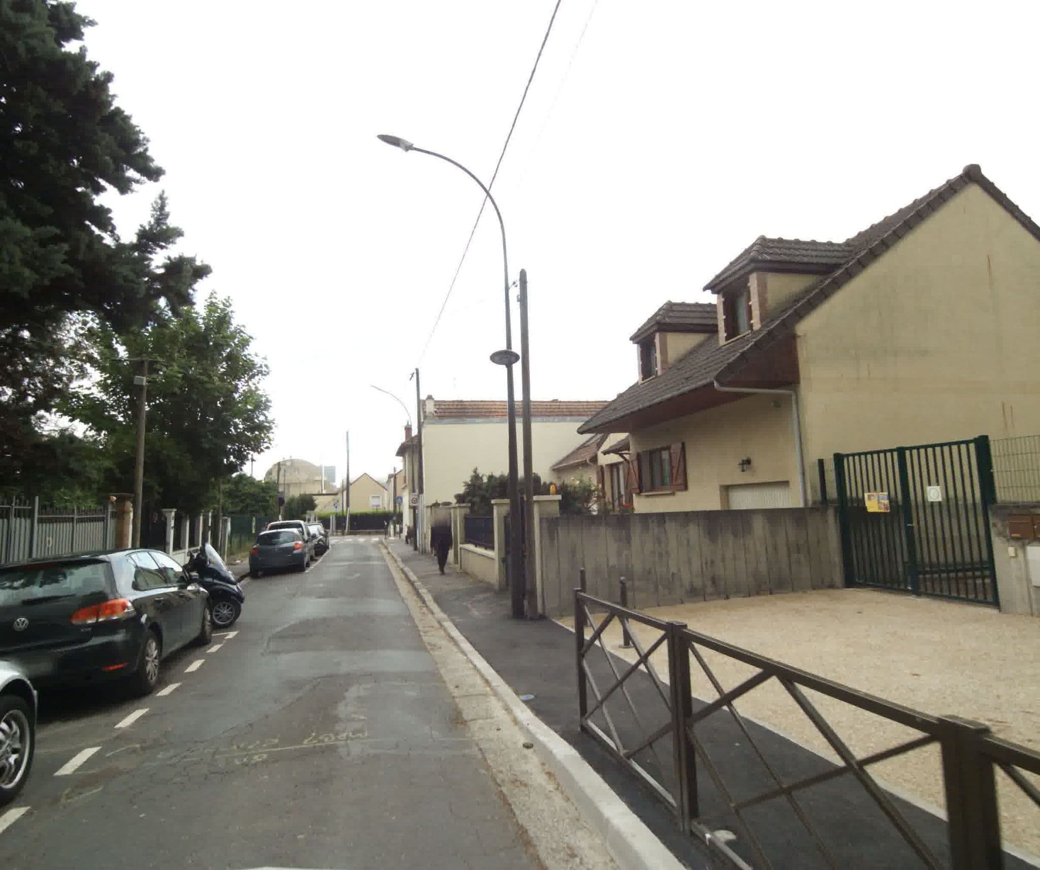 Street view near Centres de Loisirs, Argenteuil — © sogefi (CC BY-SA · Mapillary)