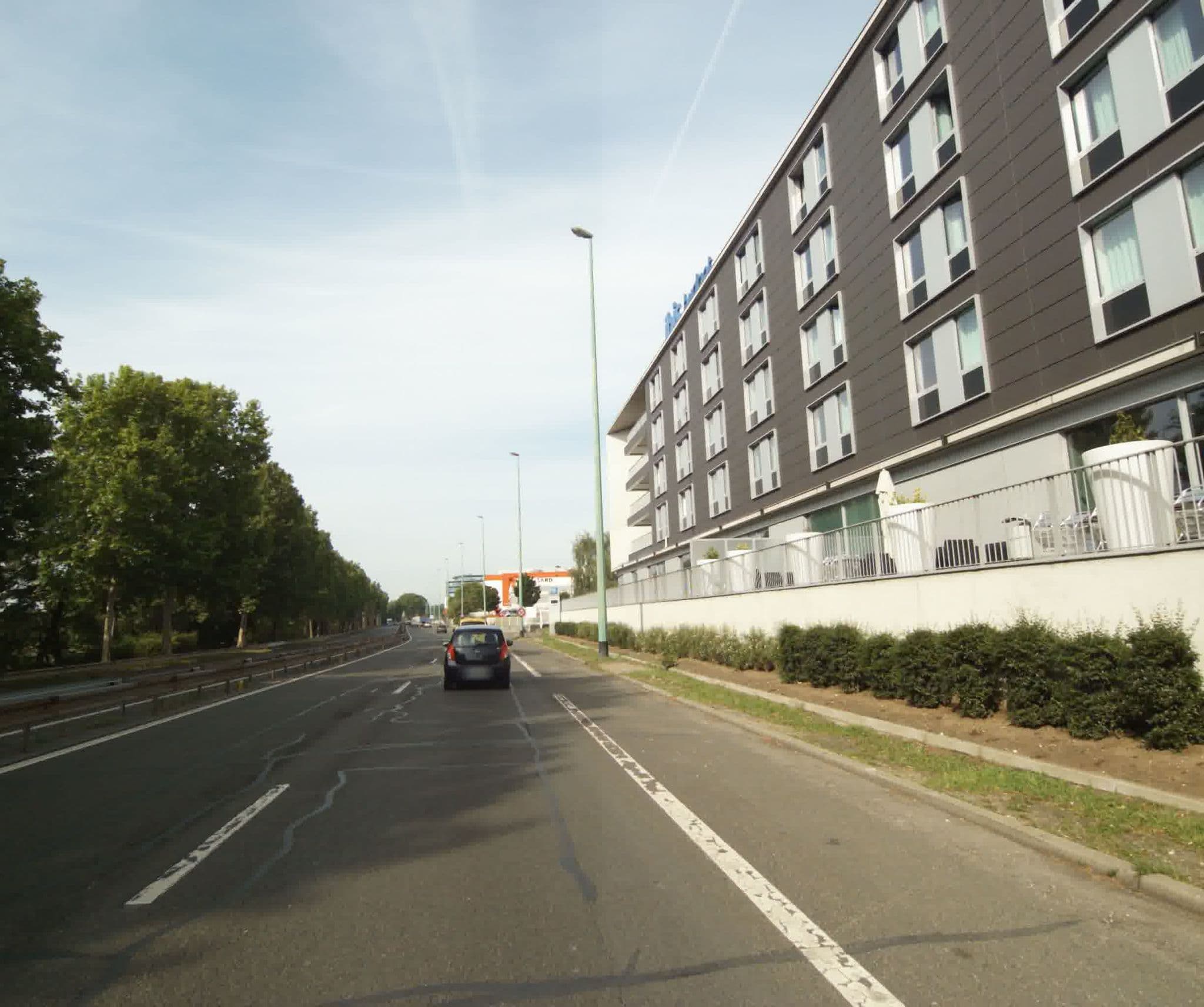 Street view near ibis budget Bezons Rives de Seine, Bezons — © sogefi (CC BY-SA · Mapillary)