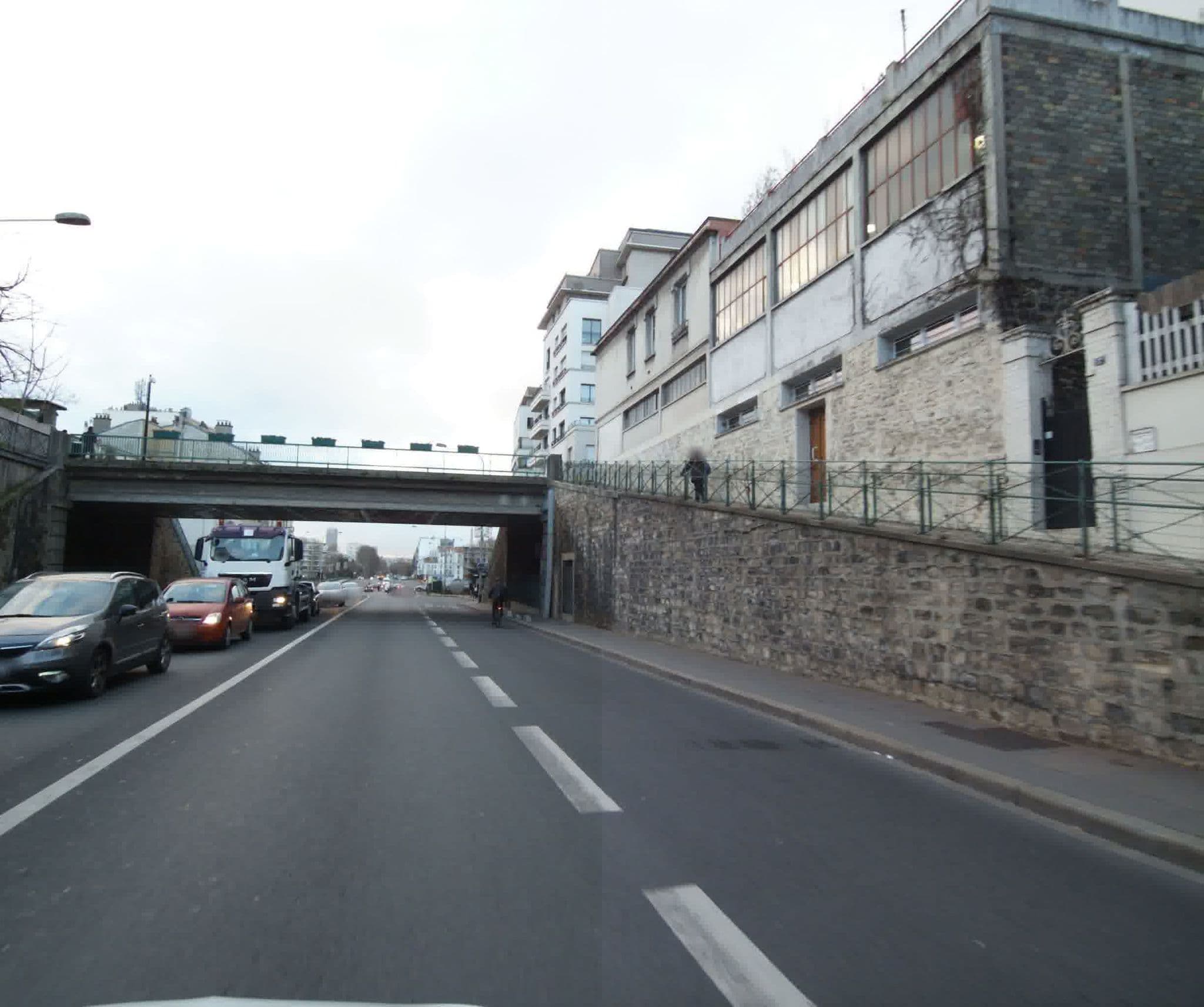 Street view near Kyriad Paris Ouest - La Défense Courbevoie, Courbevoie — © sogefi (CC BY-SA · Mapillary)