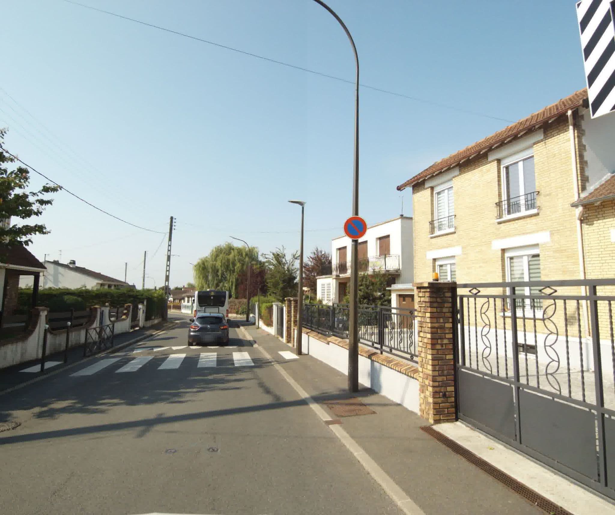 Street view near Centres de Loisirs, Sannois — © sogefi (CC BY-SA · Mapillary)